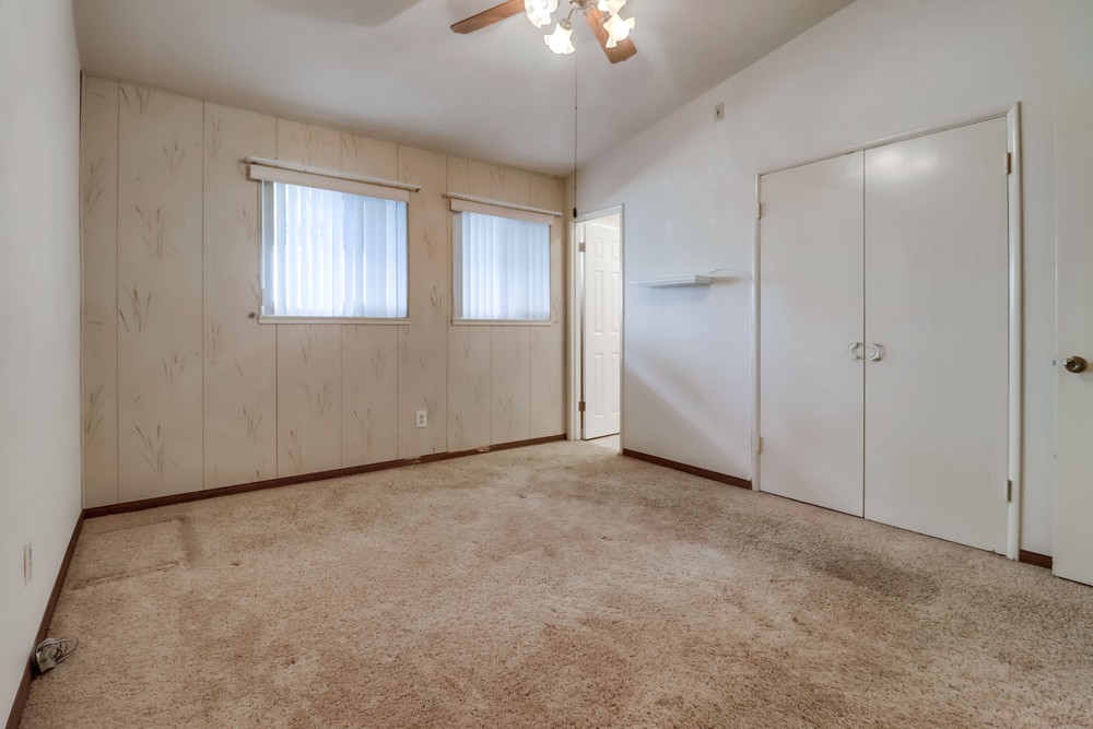 Virtual tour photo 36 of 54 for 2263 Hemlock Ave