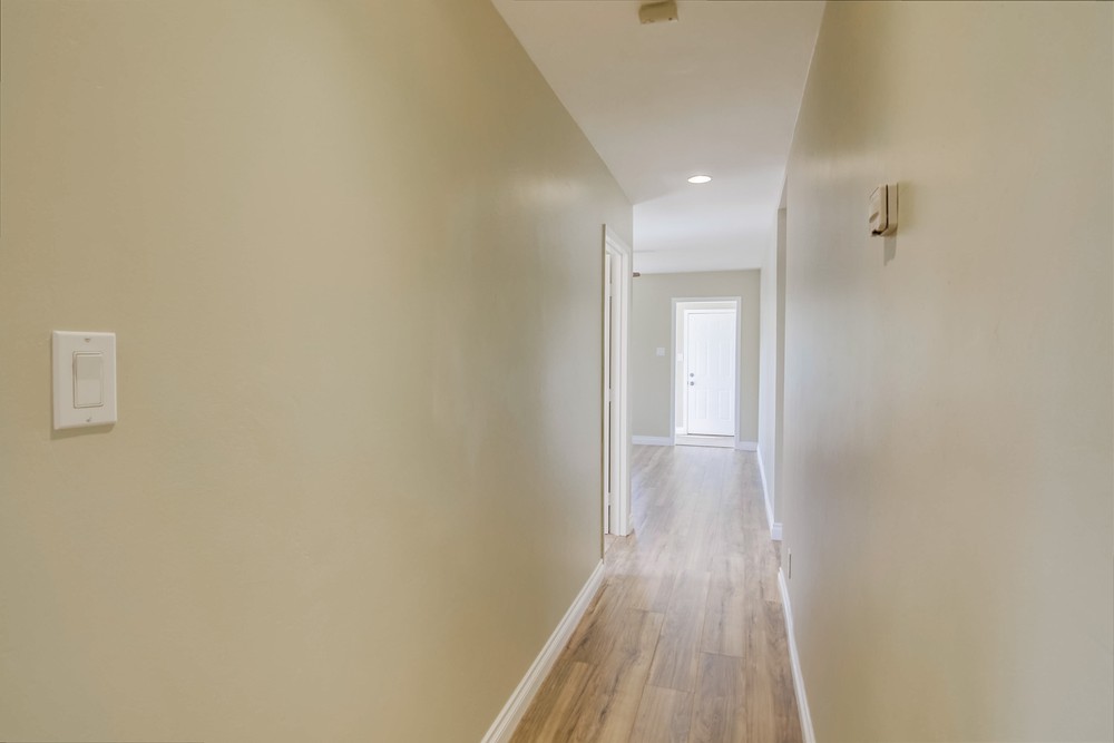 Virtual tour photo 33 of 39 for 2264 Imperial Ave