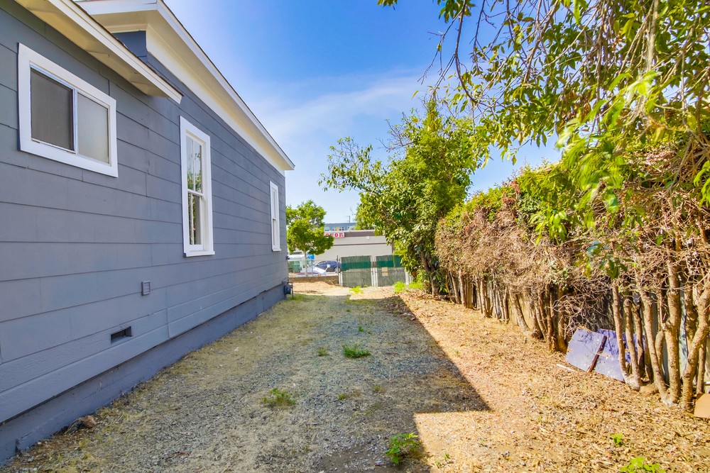 Virtual tour photo 34 of 39 for 2264 Imperial Ave