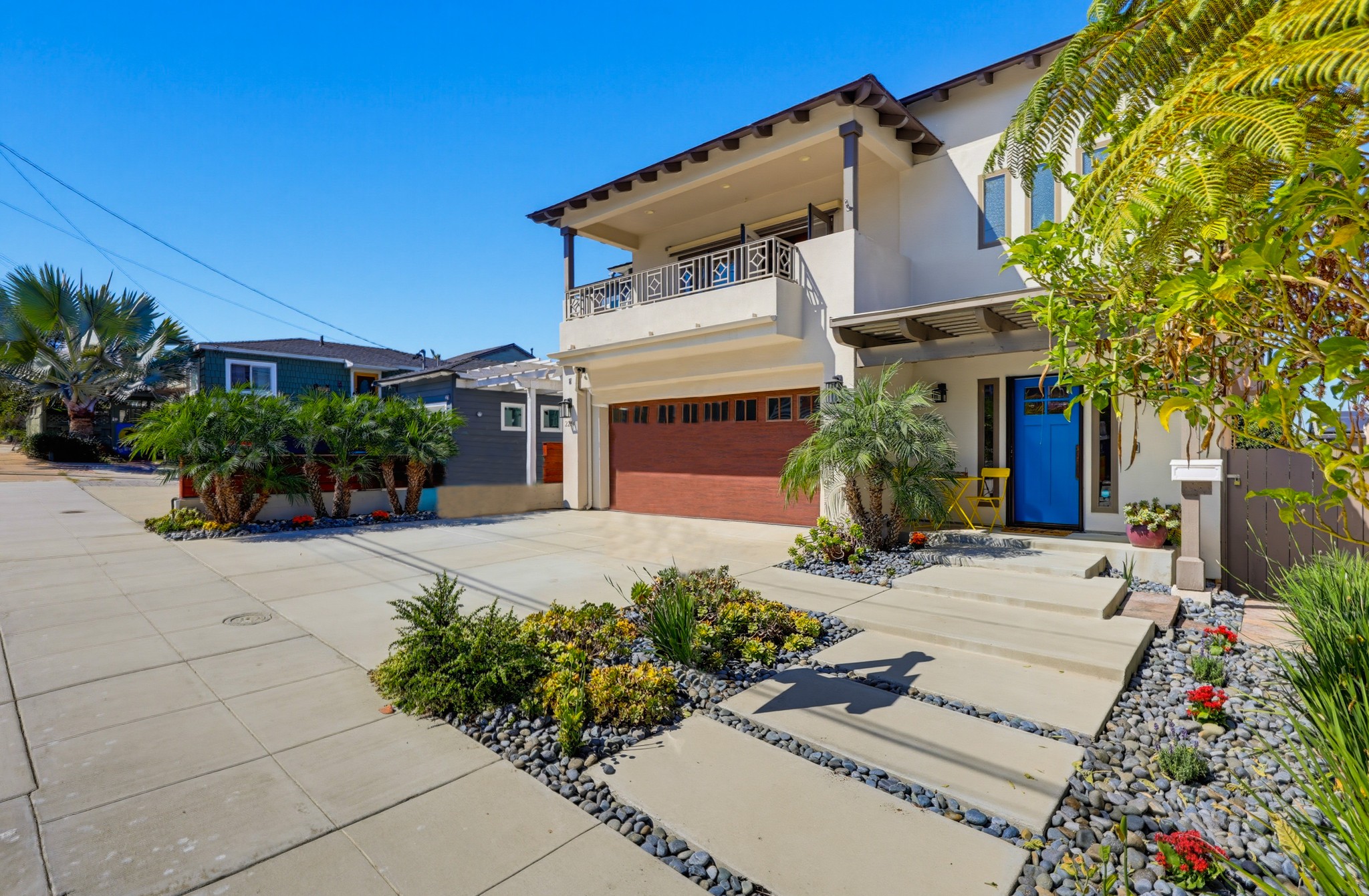 Virtual tour photo 1 of 125 for 2264 Soto St