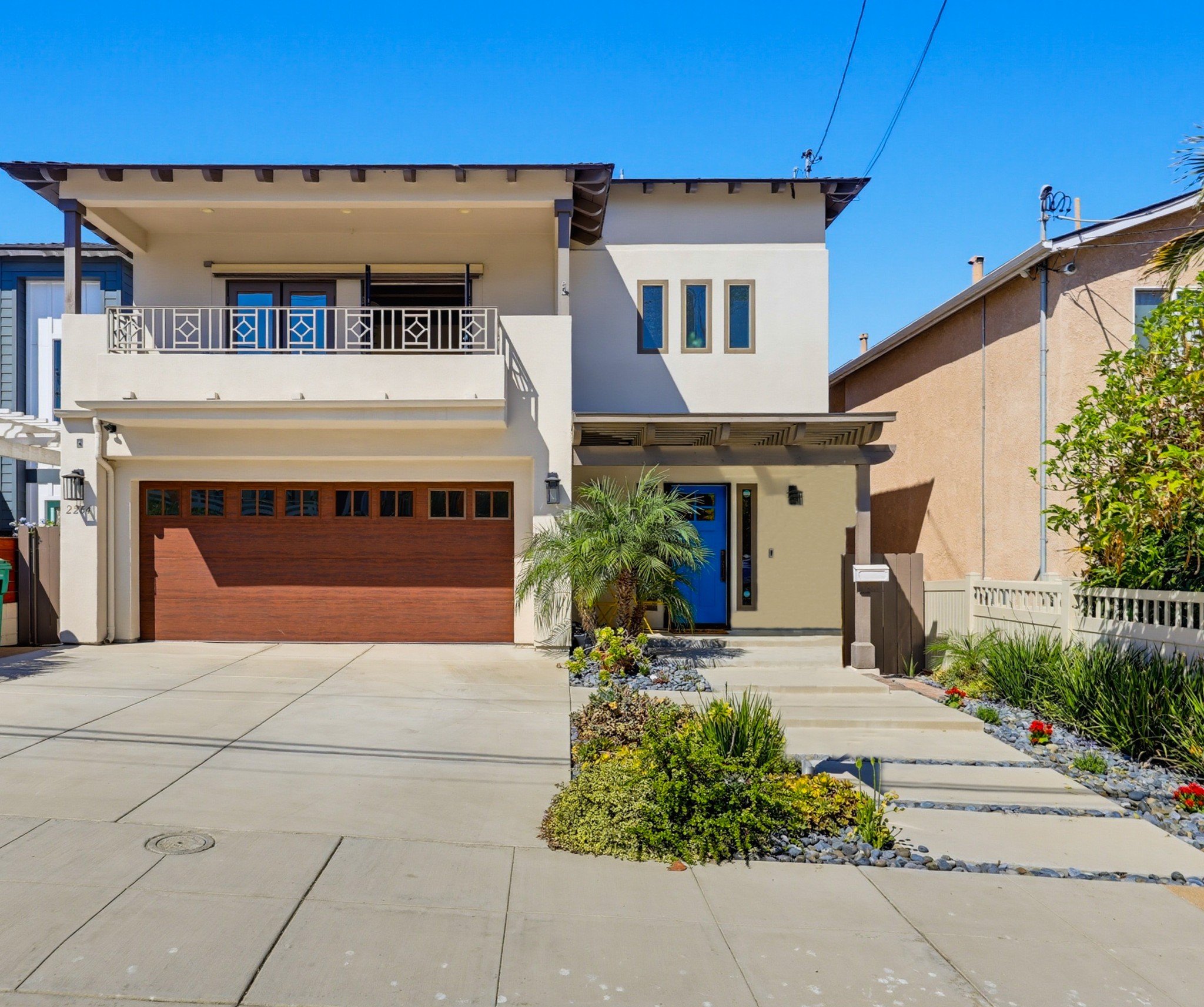 Virtual tour photo 3 of 125 for 2264 Soto St