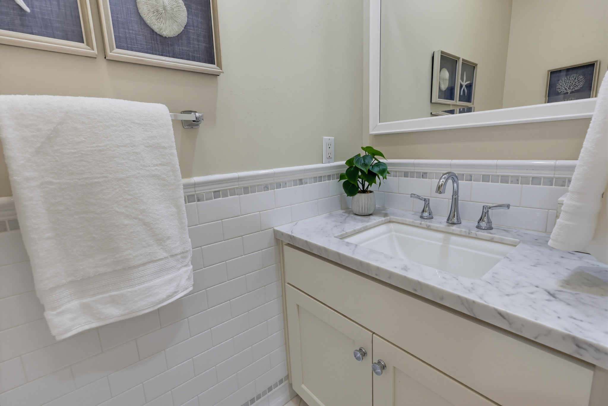 Virtual tour photo 32 of 125 for 2264 Soto St