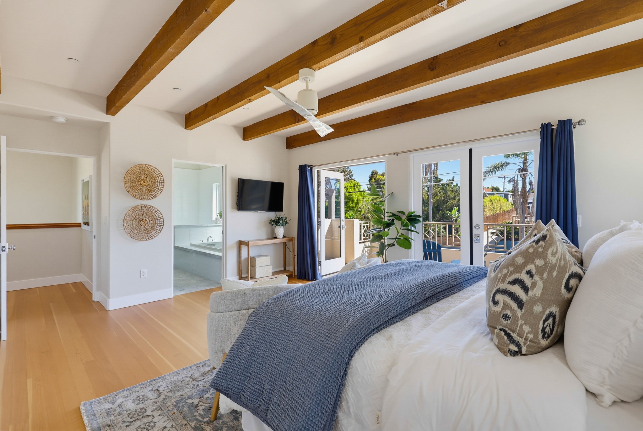 Virtual tour photo 60 of 125 for 2264 Soto St