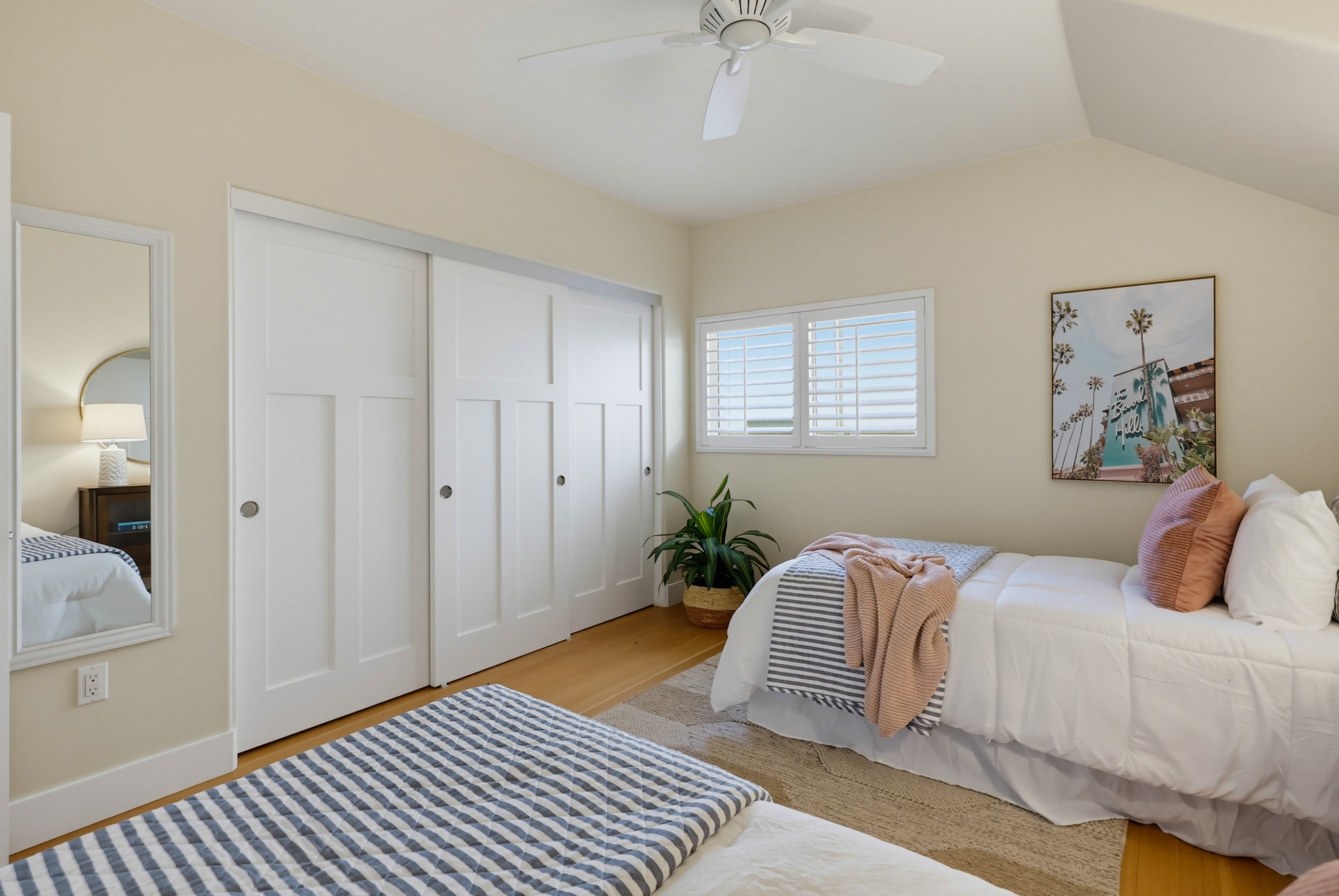 Virtual tour photo 84 of 125 for 2264 Soto St