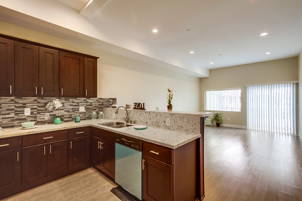Virtual tour photo 15 of 40 for 2266 W Dunlop St