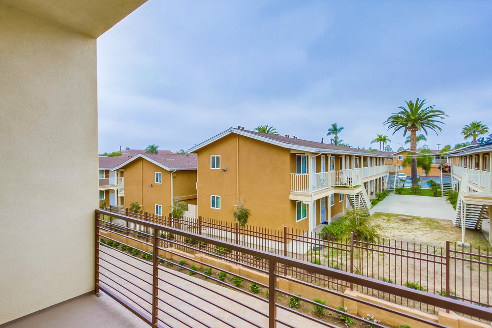 Virtual tour photo 20 of 40 for 2266 W Dunlop St