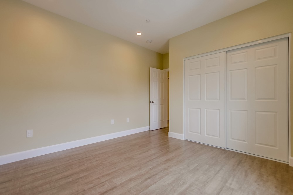 Virtual tour photo 24 of 40 for 2266 W Dunlop St