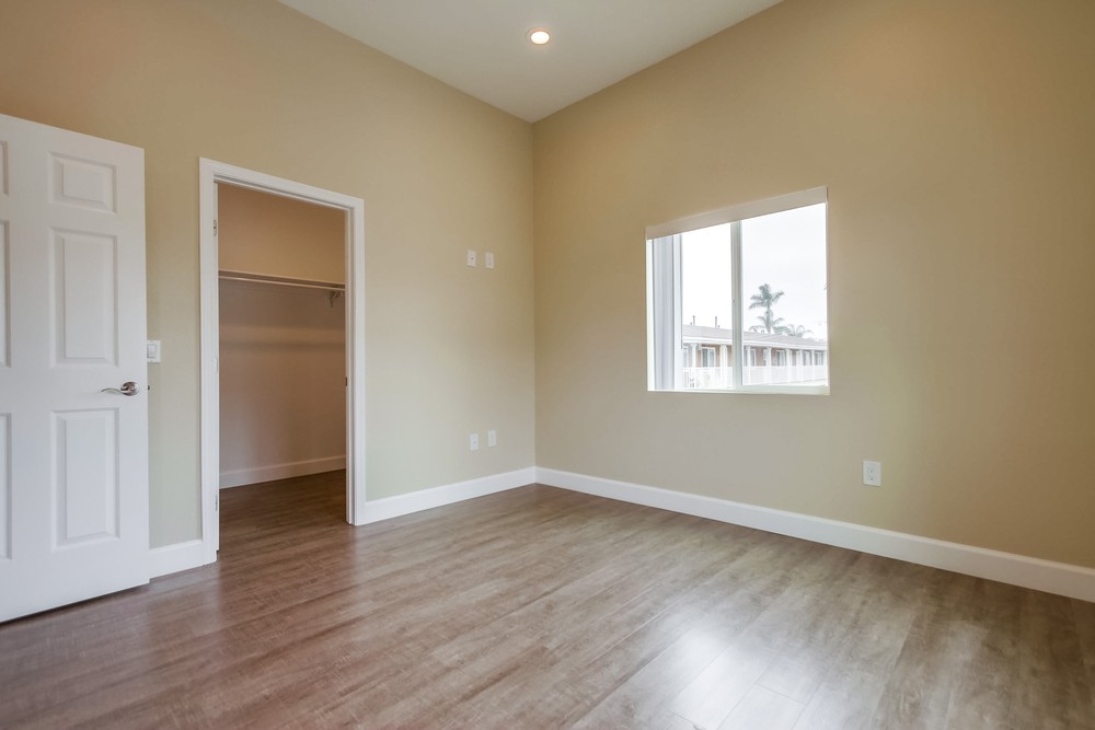 Virtual tour photo 27 of 40 for 2266 W Dunlop St