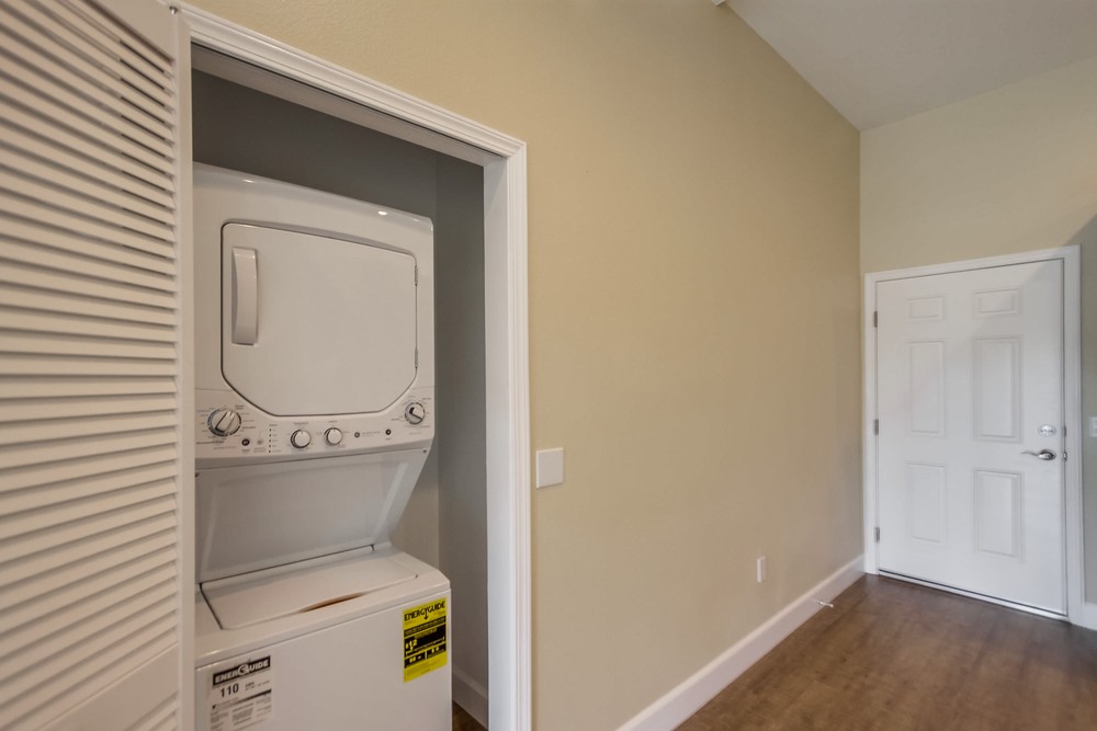 Virtual tour photo 34 of 40 for 2266 W Dunlop St