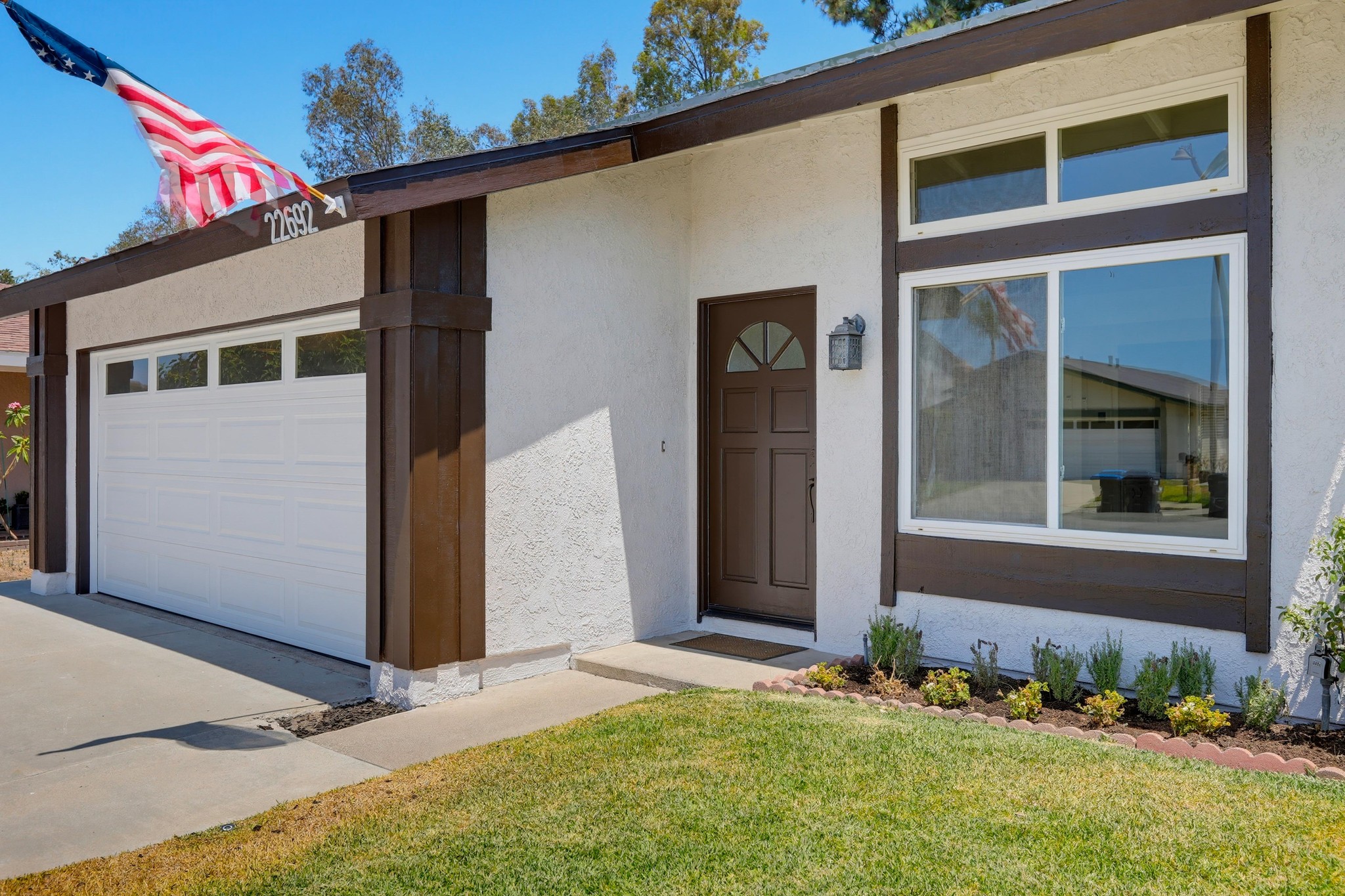 Virtual tour photo 5 of 60 for 22692 Via Santa Maria