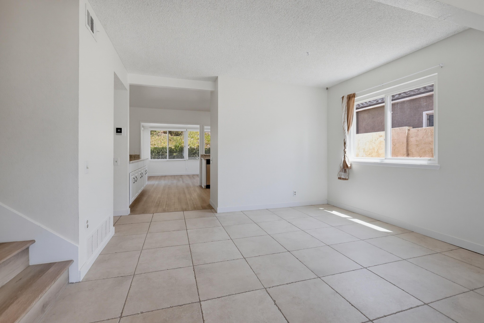 Virtual tour photo 12 of 60 for 22692 Via Santa Maria
