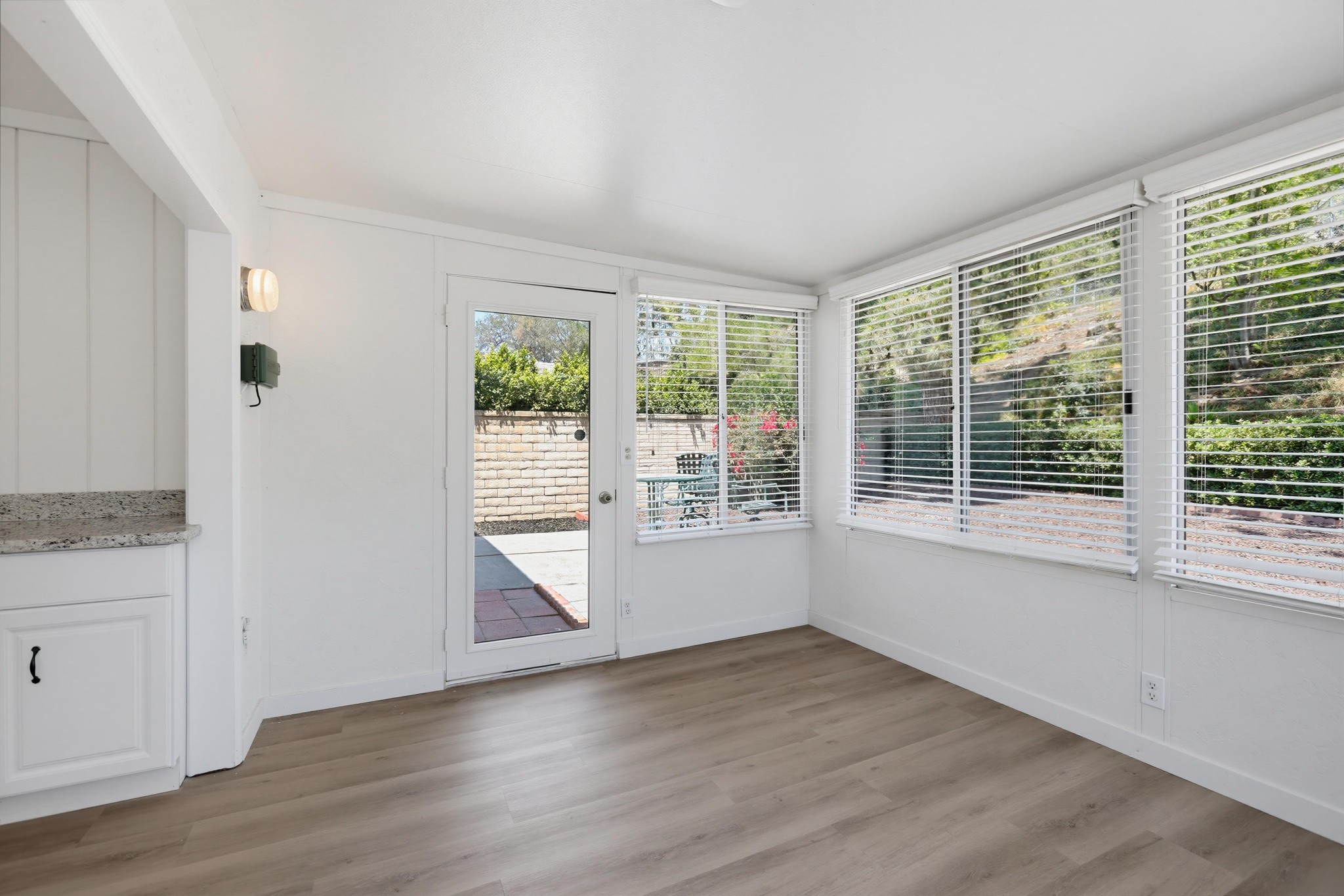 Virtual tour photo 26 of 60 for 22692 Via Santa Maria