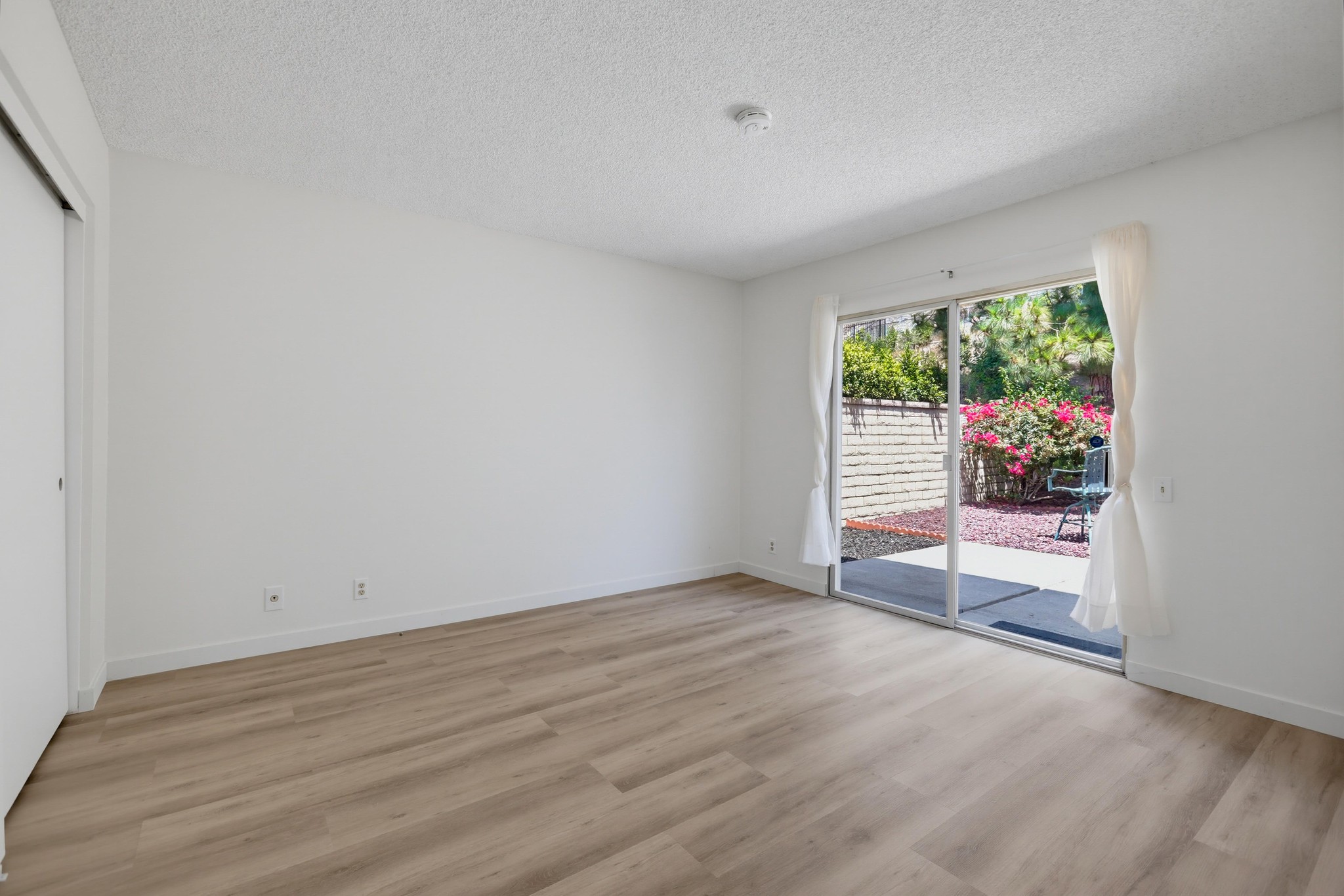 Virtual tour photo 29 of 60 for 22692 Via Santa Maria