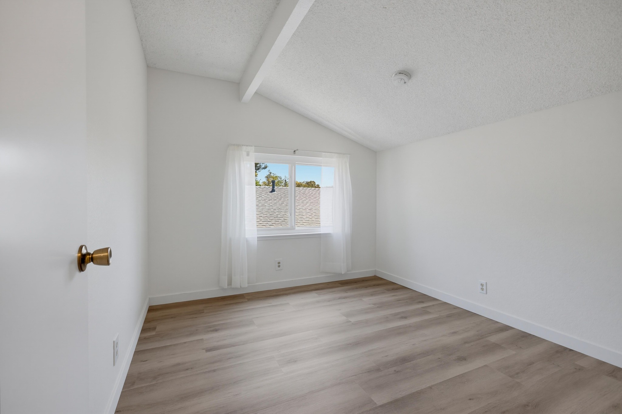 Virtual tour photo 42 of 60 for 22692 Via Santa Maria