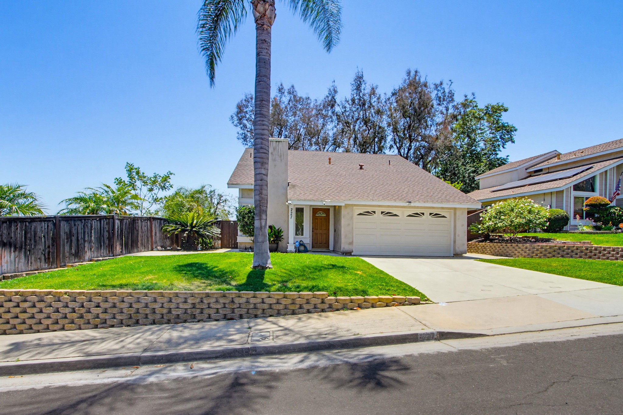 Virtual tour photo 5 of 59 for 227 Skyridge Ln
