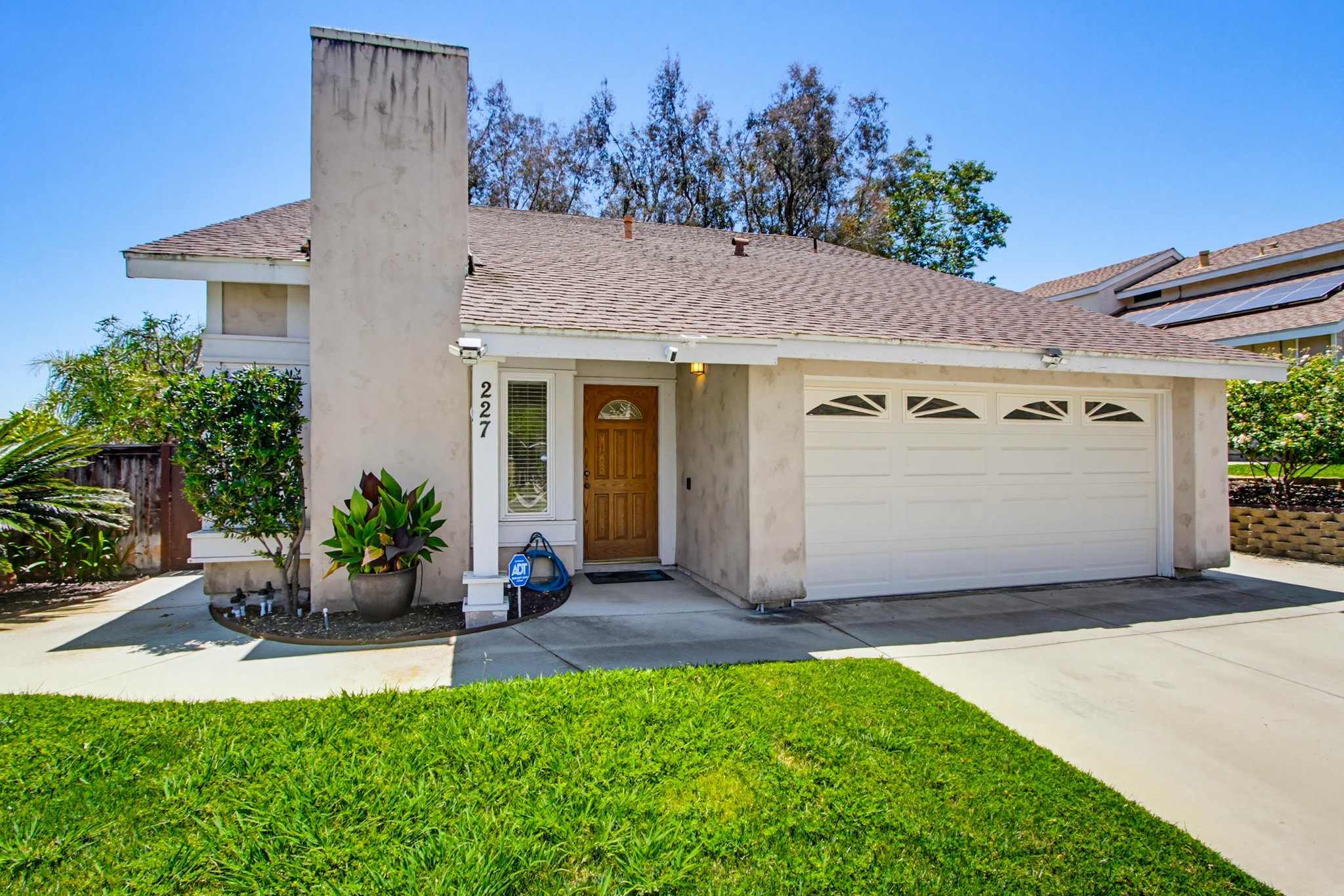 Virtual tour photo 8 of 59 for 227 Skyridge Ln