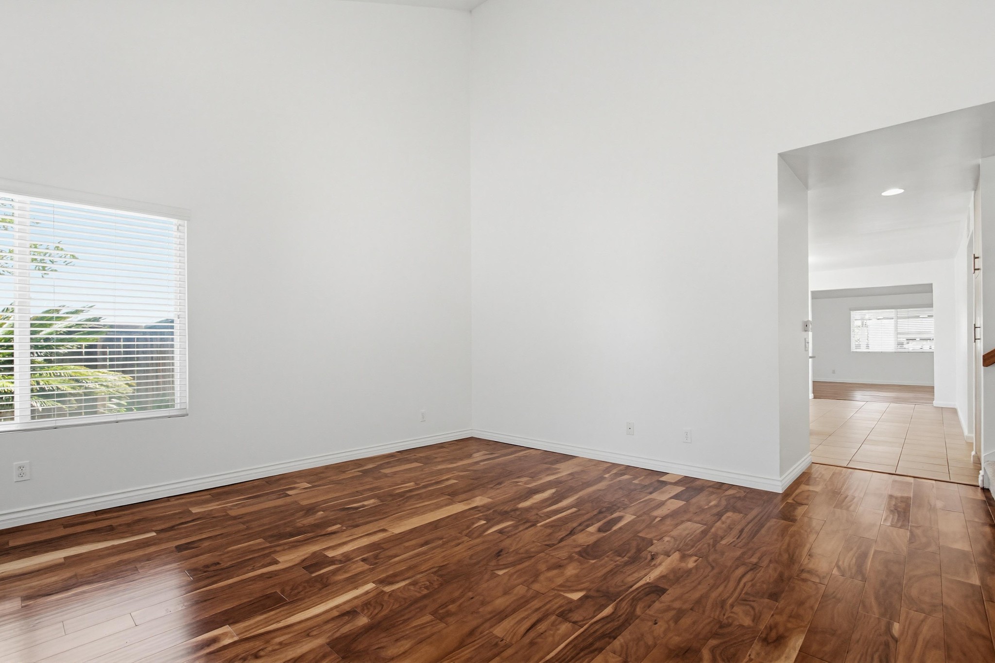 Virtual tour photo 11 of 59 for 227 Skyridge Ln