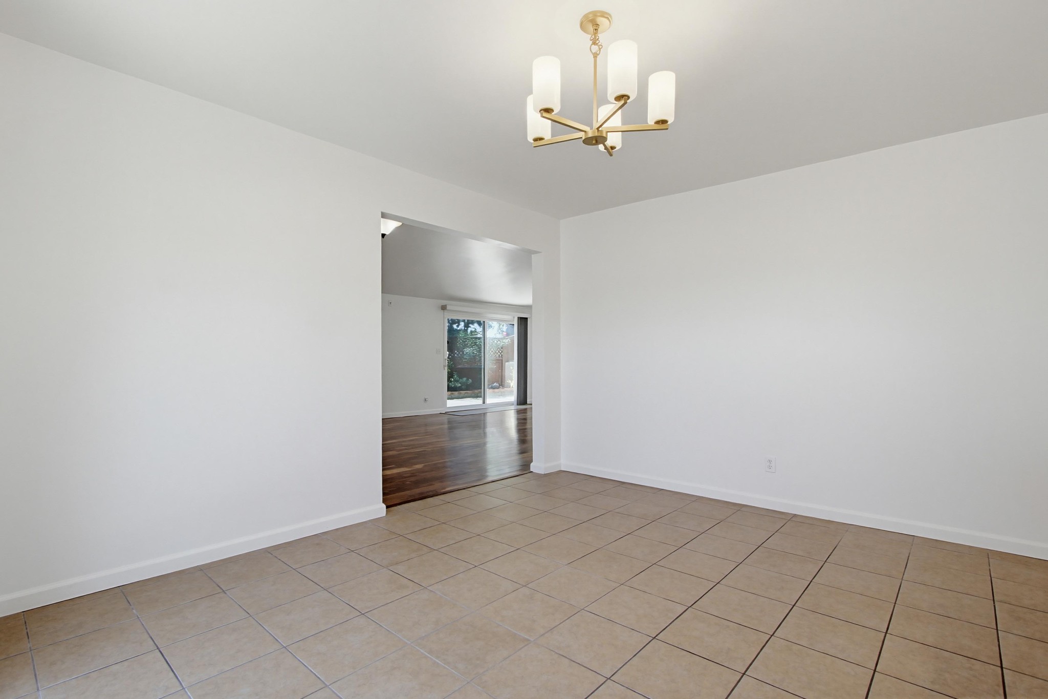 Virtual tour photo 22 of 59 for 227 Skyridge Ln
