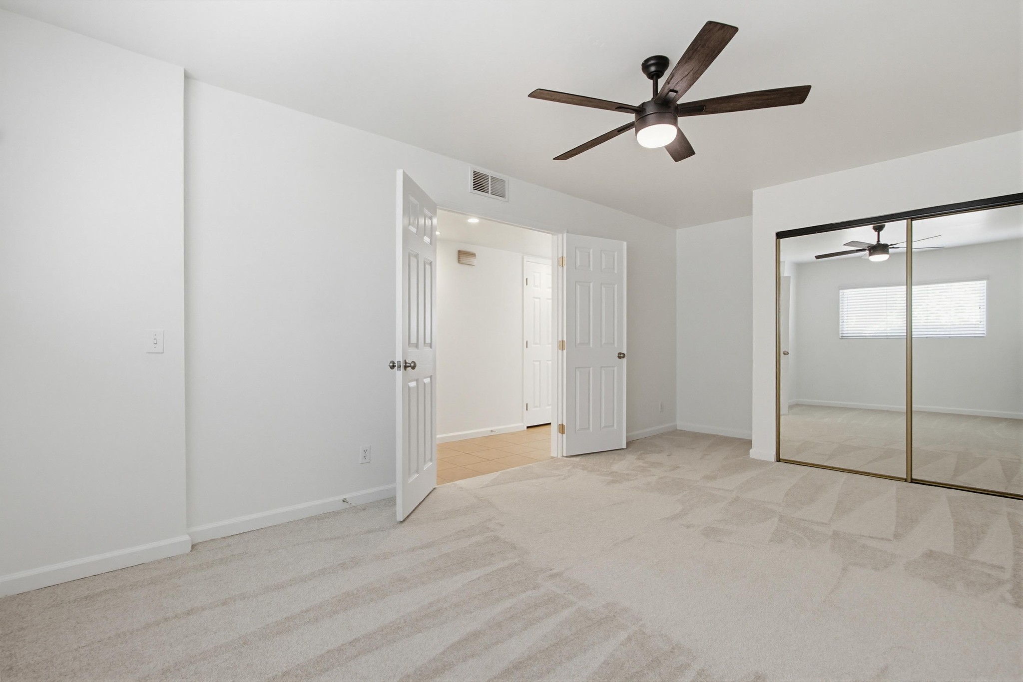 Virtual tour photo 32 of 59 for 227 Skyridge Ln