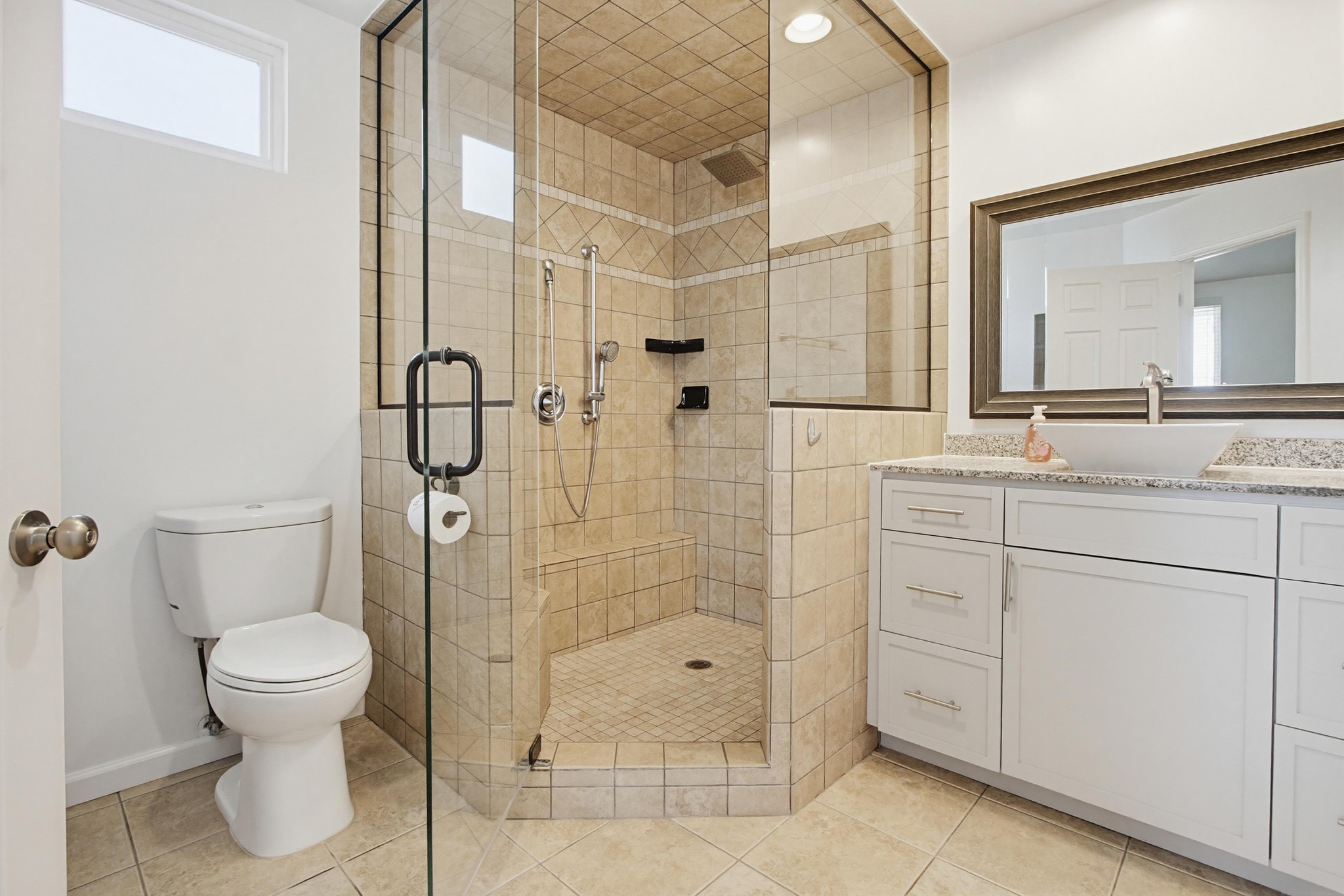 Virtual tour photo 41 of 59 for 227 Skyridge Ln
