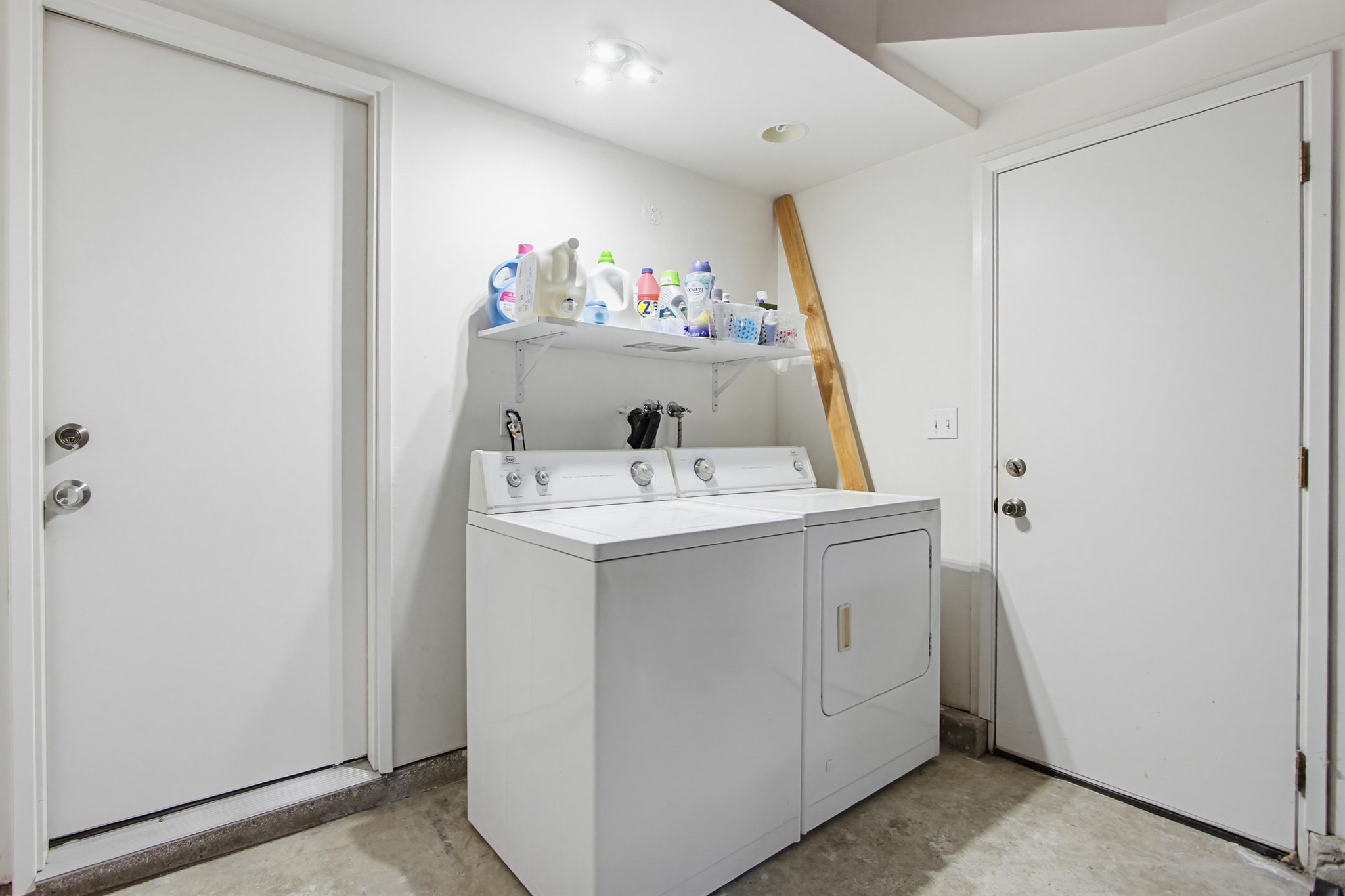 Virtual tour photo 49 of 59 for 227 Skyridge Ln
