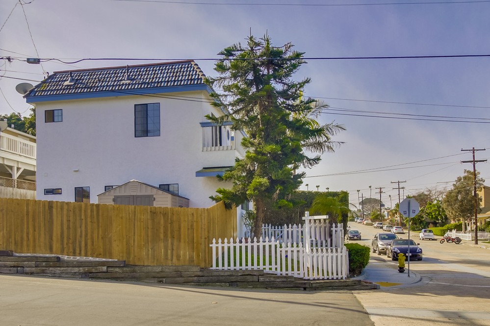 Virtual tour photo 47 of 46 for 2271 Etiwanda Street