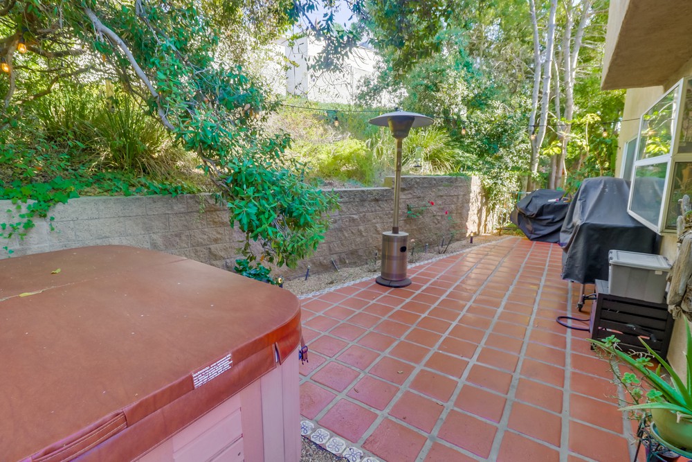 Virtual tour photo 61 of 65 for 2273 Loring St