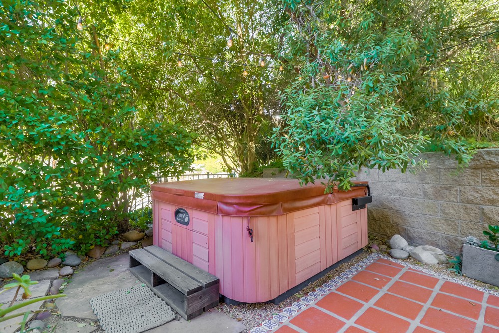 Virtual tour photo 62 of 65 for 2273 Loring St