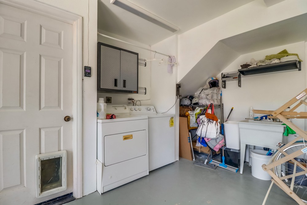 Virtual tour photo 65 of 65 for 2273 Loring St