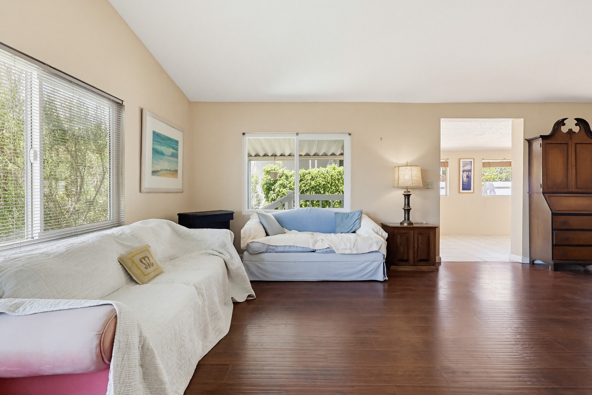 Virtual tour photo 10 of 71 for 2275 W 25th St #133