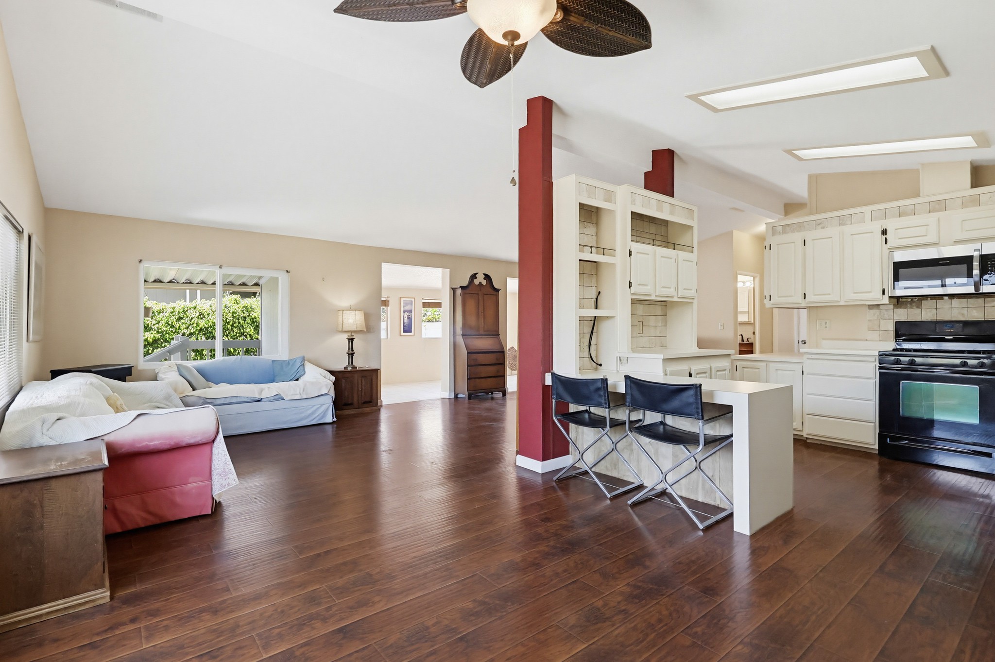 Virtual tour photo 18 of 71 for 2275 W 25th St #133