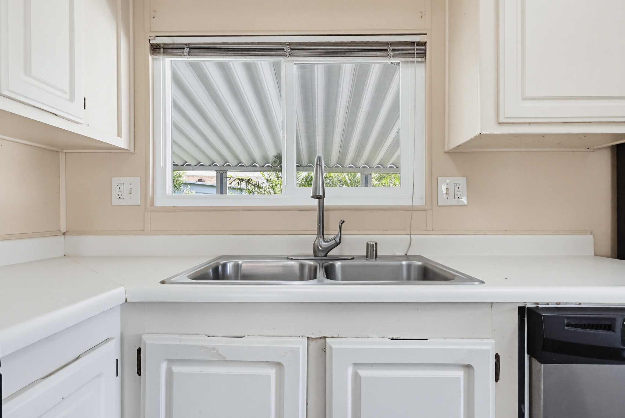 Virtual tour photo 27 of 71 for 2275 W 25th St #133