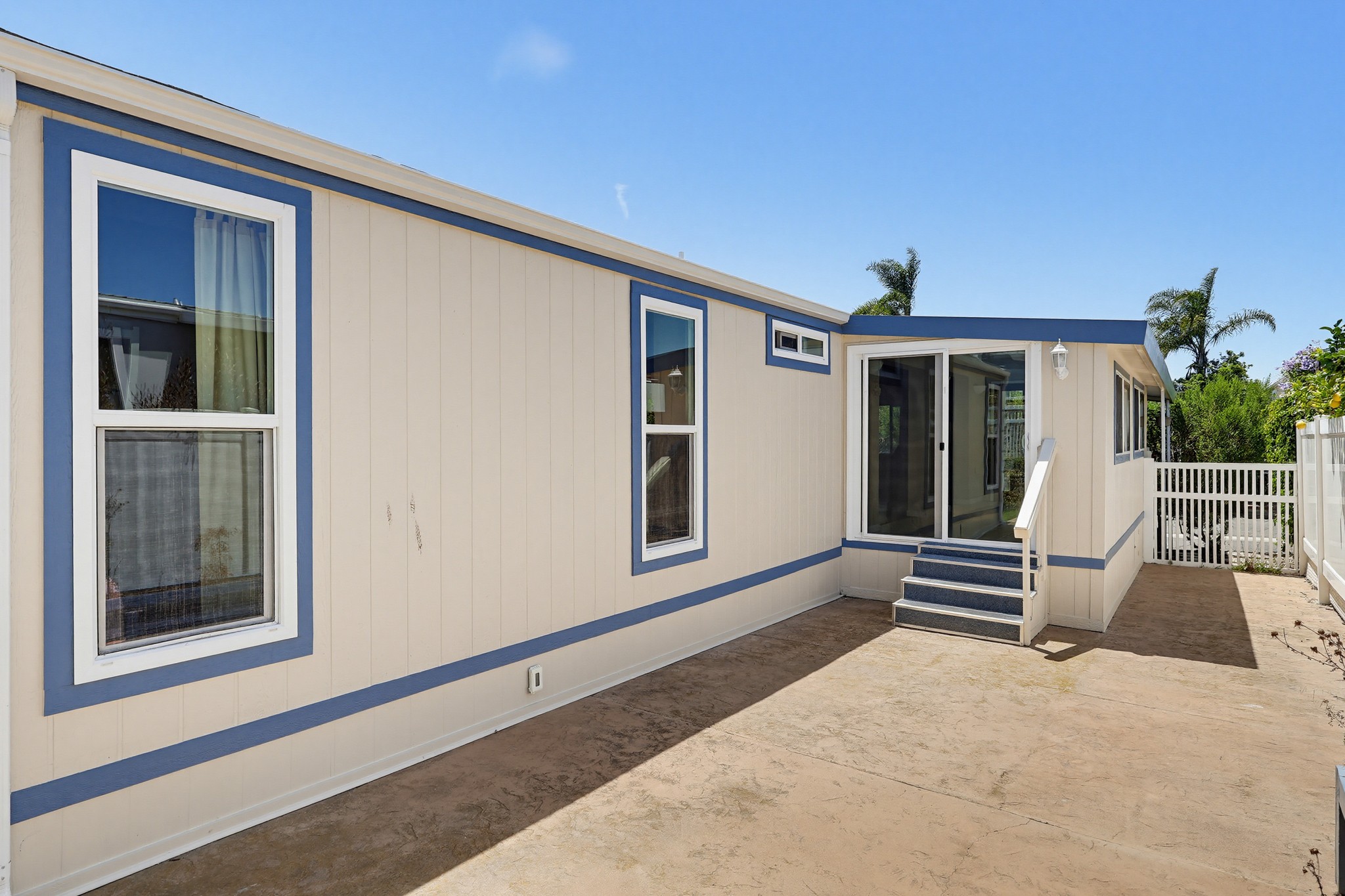 Virtual tour photo 64 of 71 for 2275 W 25th St #133