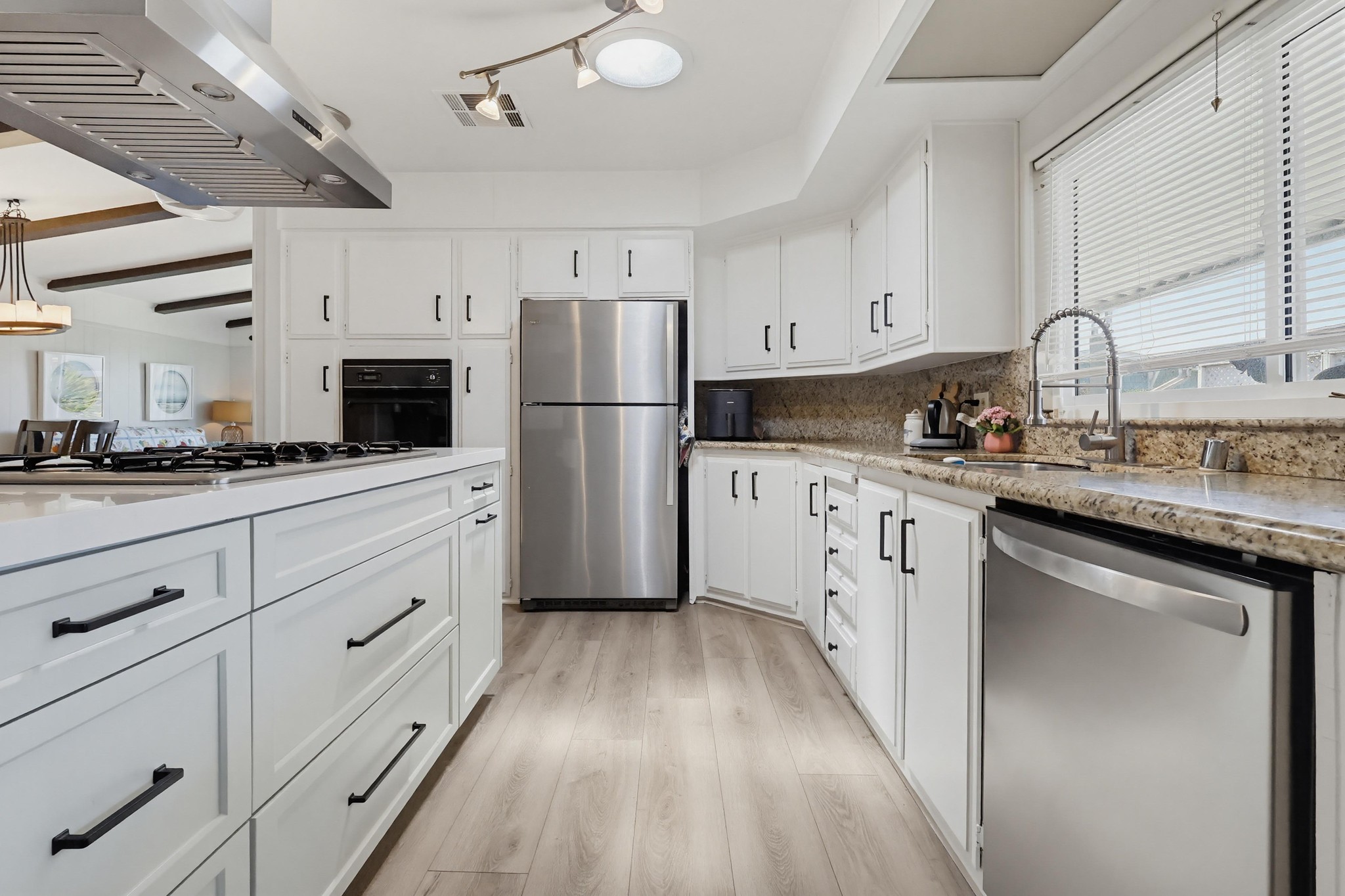 Virtual tour photo 23 of 55 for 2275 W 25th St #197