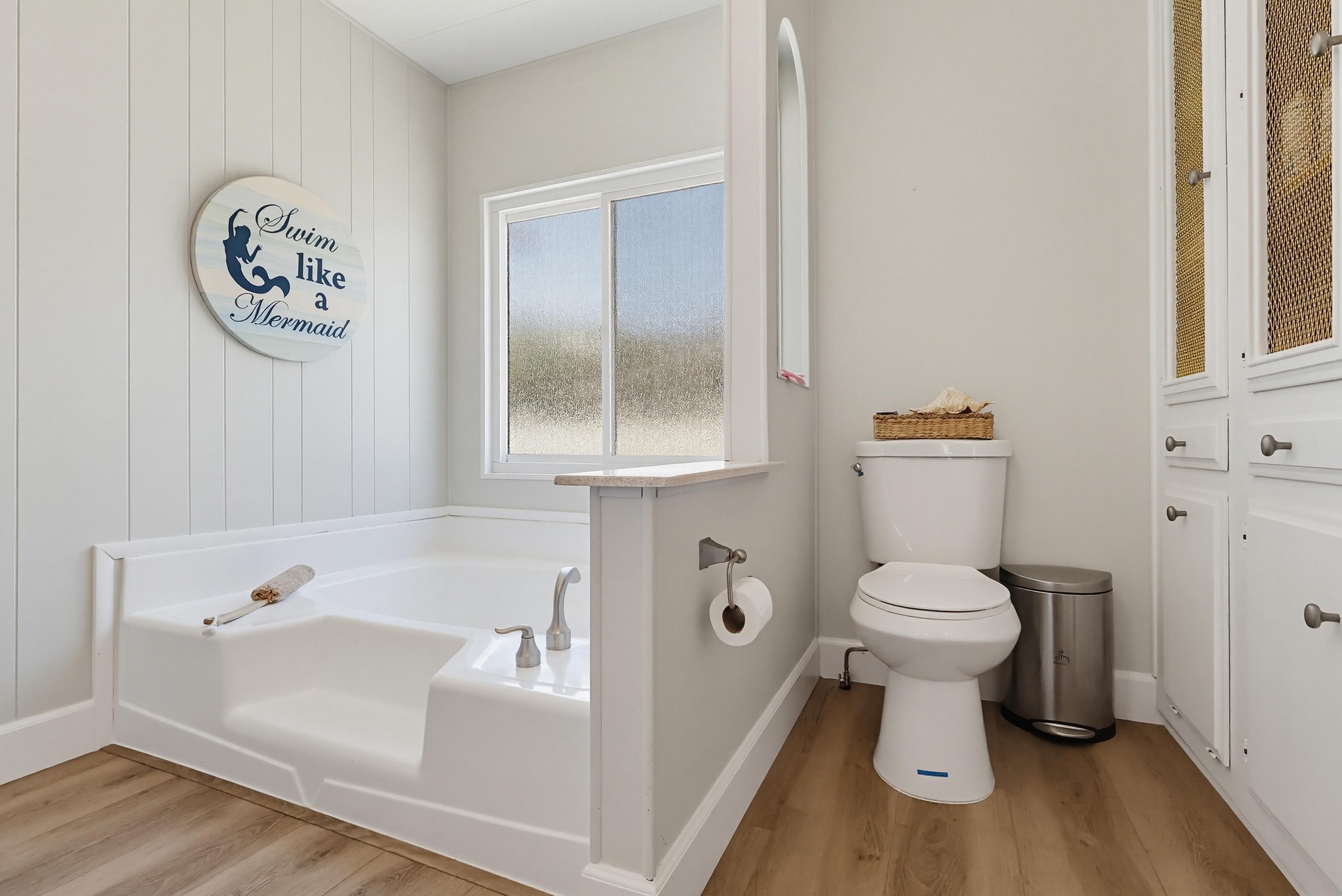 Virtual tour photo 42 of 55 for 2275 W 25th St #197
