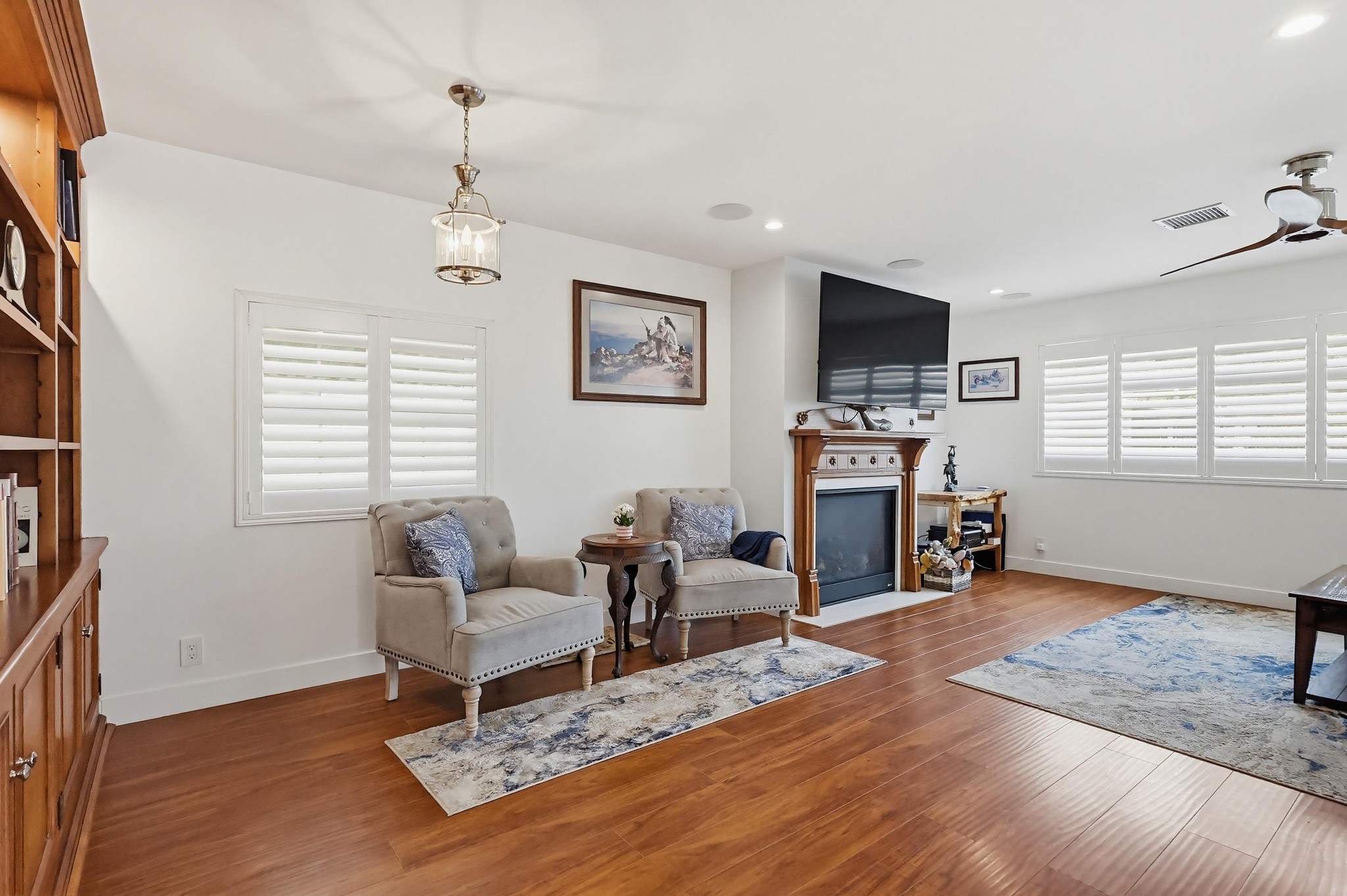 Virtual tour photo 13 of 43 for 2275 W 25th St #227