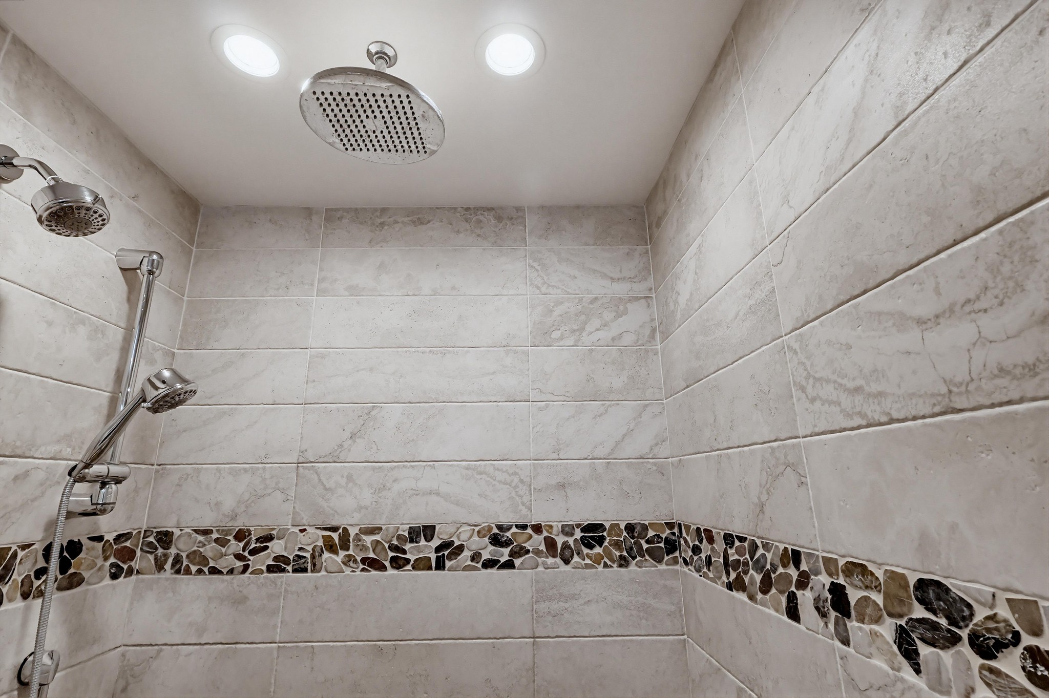 Virtual tour photo 34 of 43 for 2275 W 25th St #227