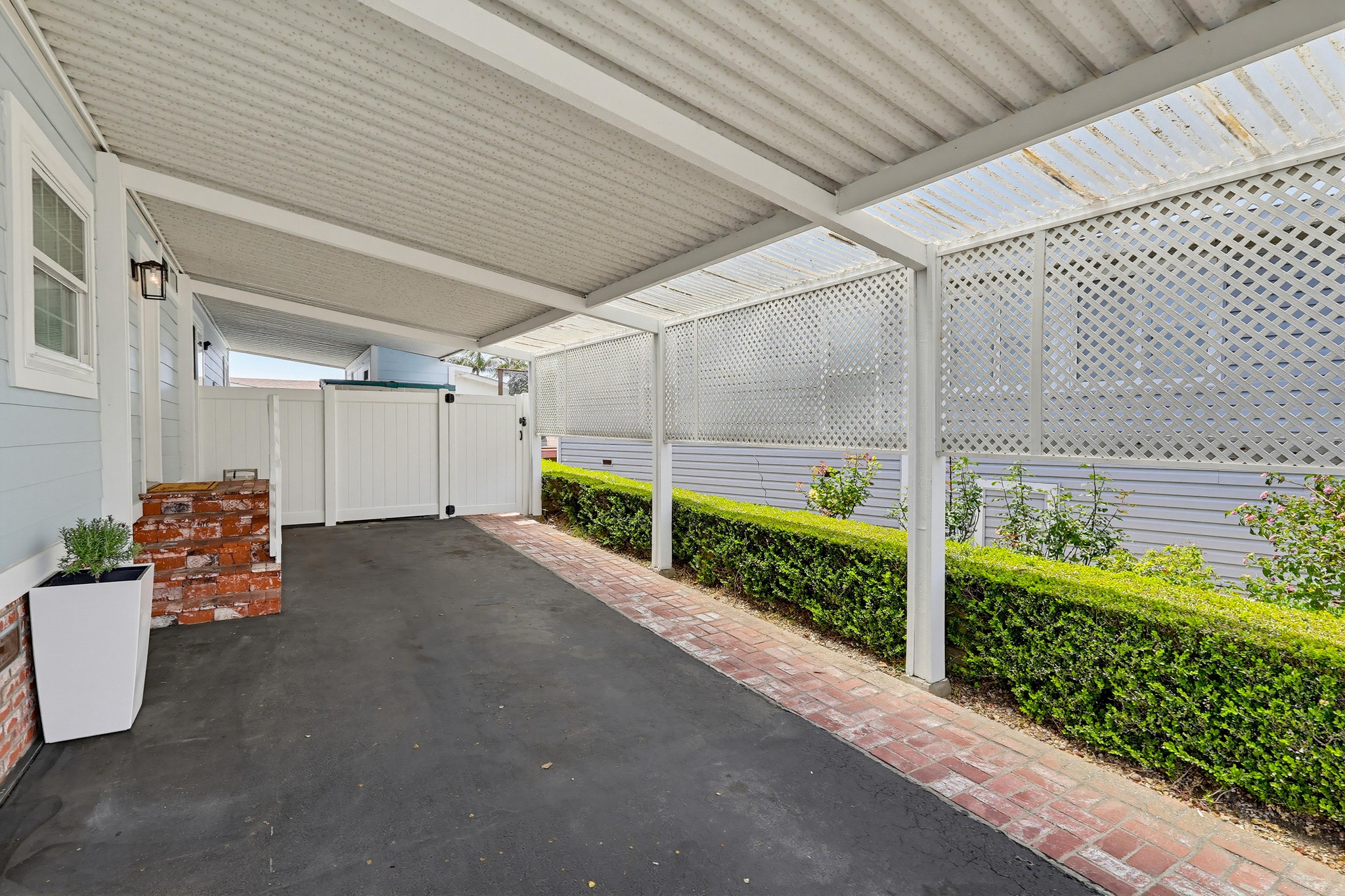 Virtual tour photo 41 of 43 for 2275 W 25th St #227
