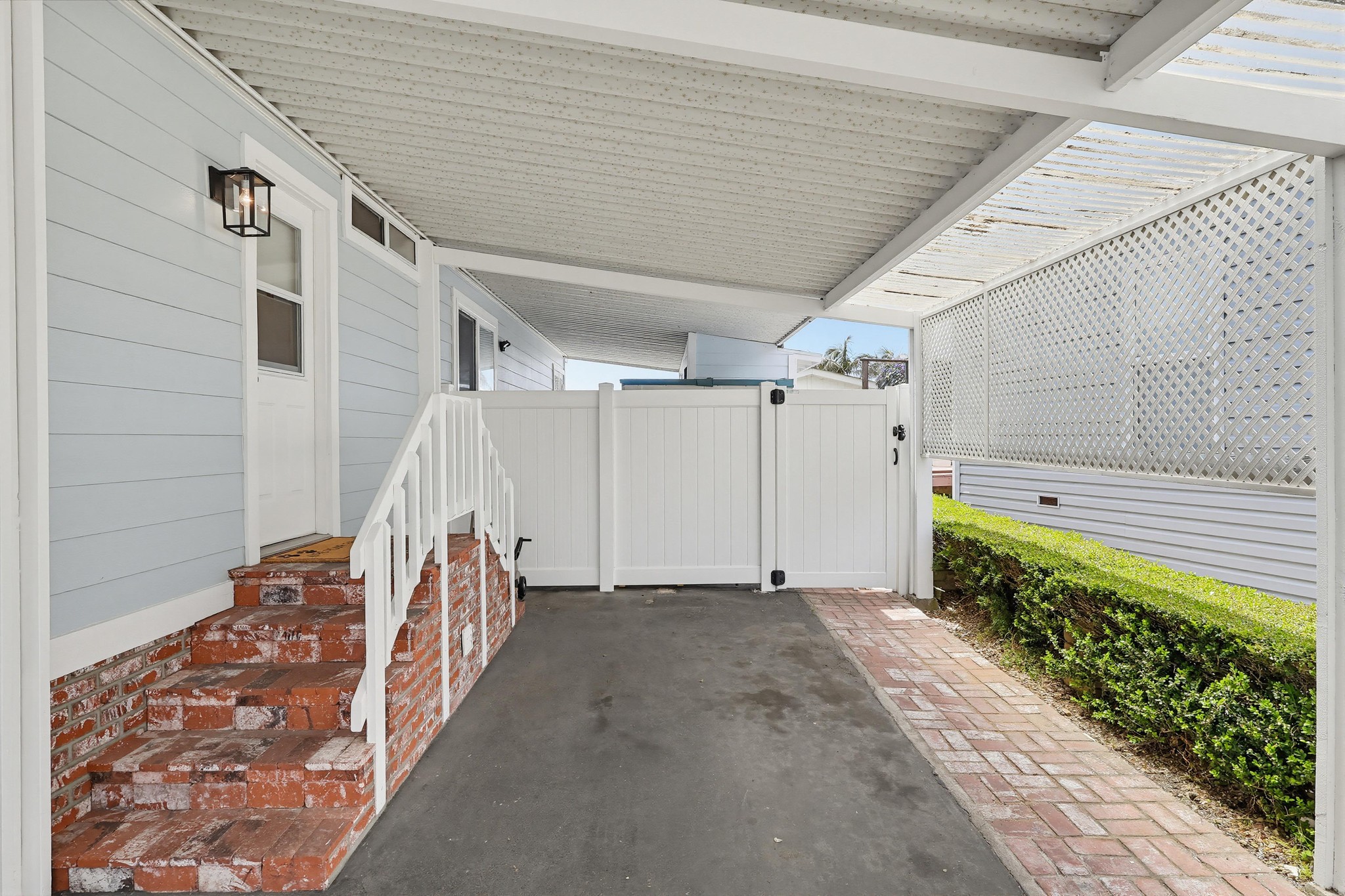 Virtual tour photo 42 of 43 for 2275 W 25th St #227