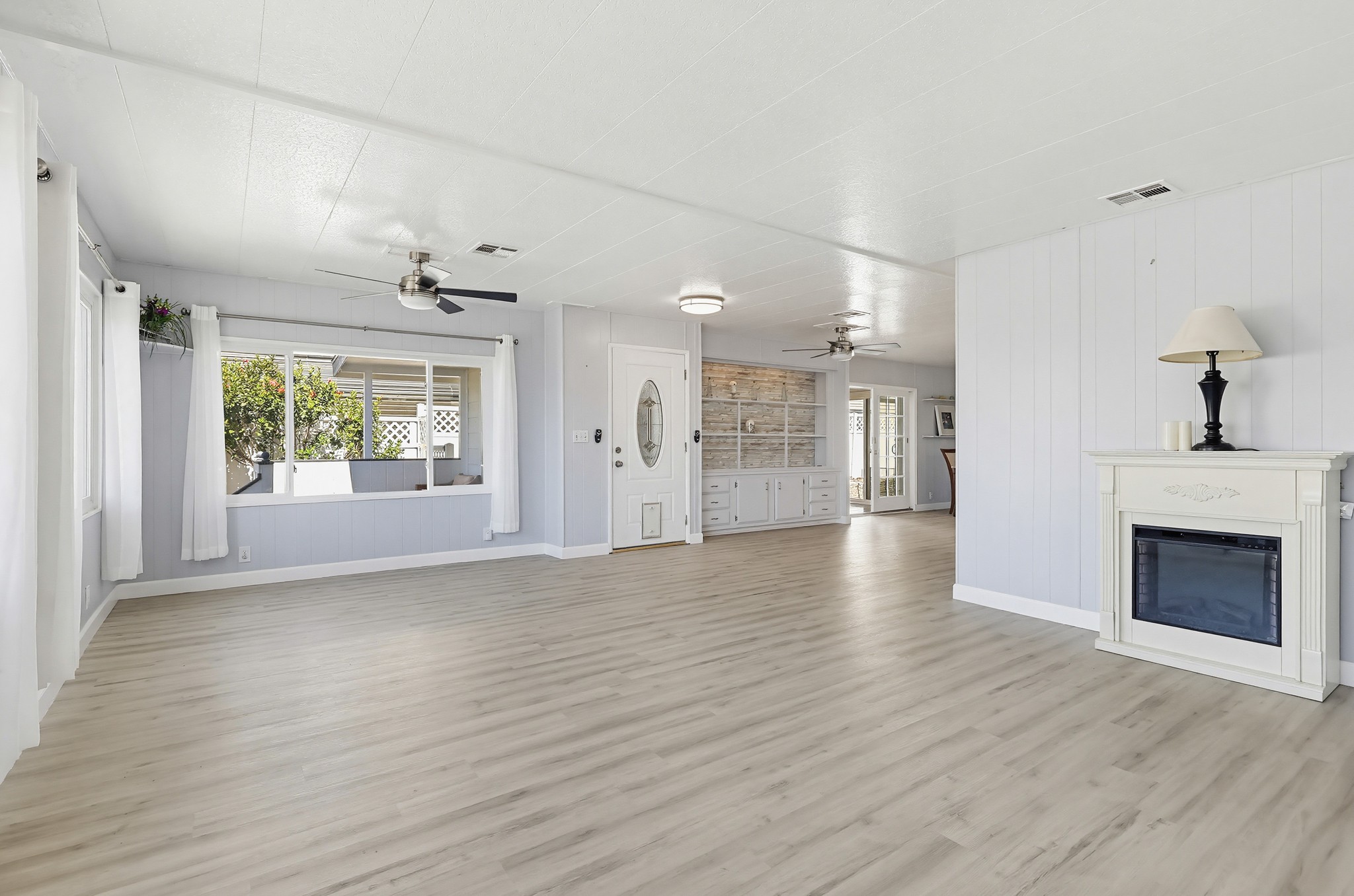 Virtual tour photo 15 of 74 for 2275 W 25th St #87