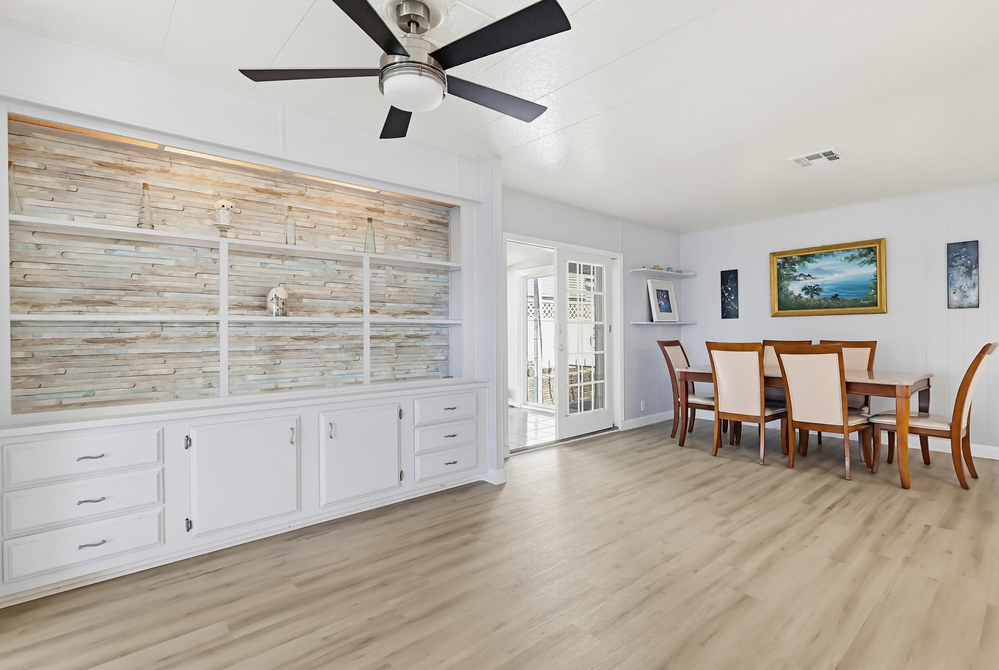 Virtual tour photo 18 of 74 for 2275 W 25th St #87