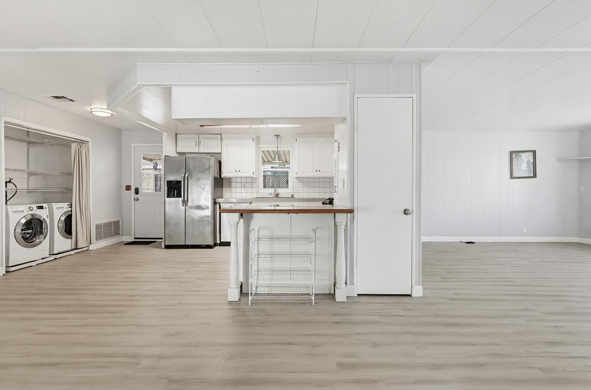 Virtual tour photo 23 of 74 for 2275 W 25th St #87