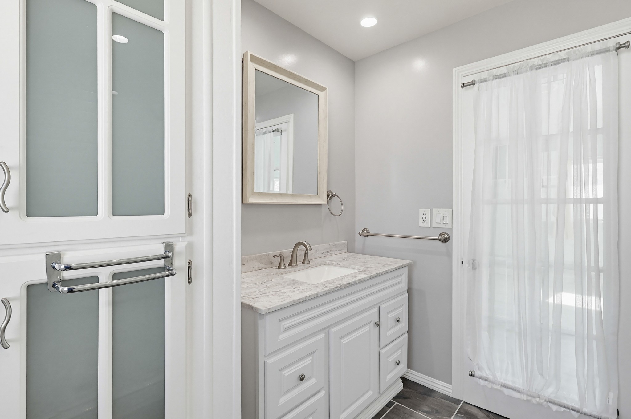 Virtual tour photo 53 of 74 for 2275 W 25th St #87