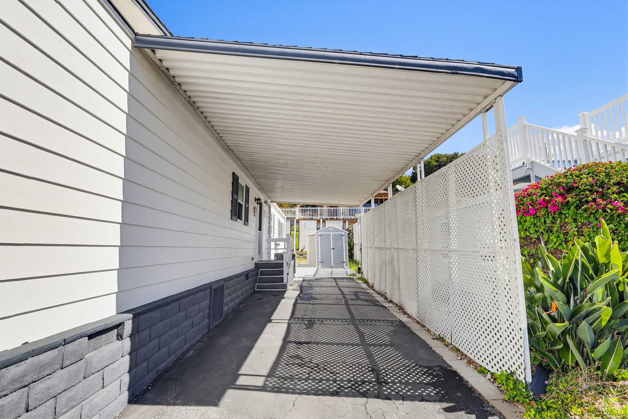 Virtual tour photo 54 of 74 for 2275 W 25th St #87