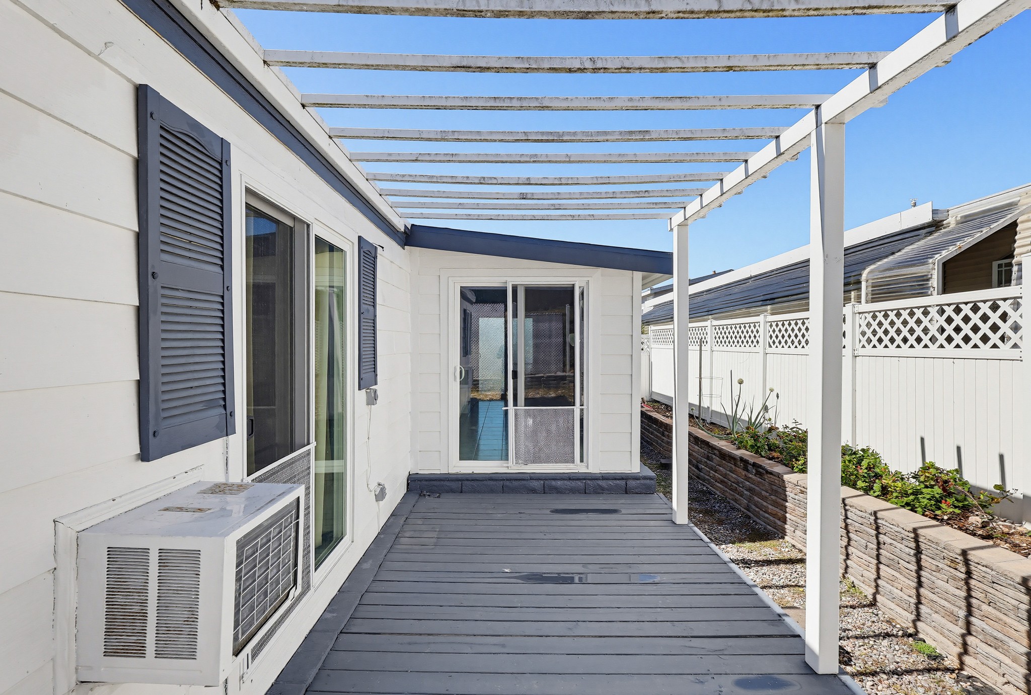 Virtual tour photo 66 of 74 for 2275 W 25th St #87