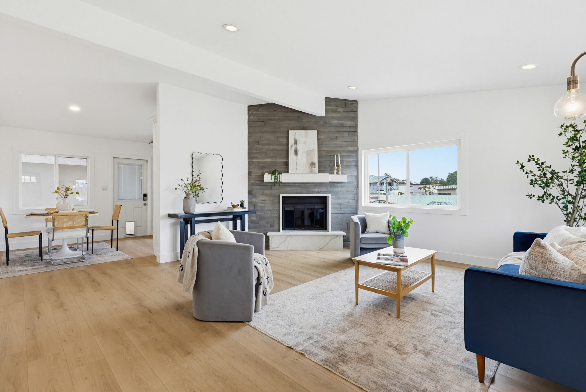 Virtual tour photo 10 of 90 for 2280 Hemlock Ave