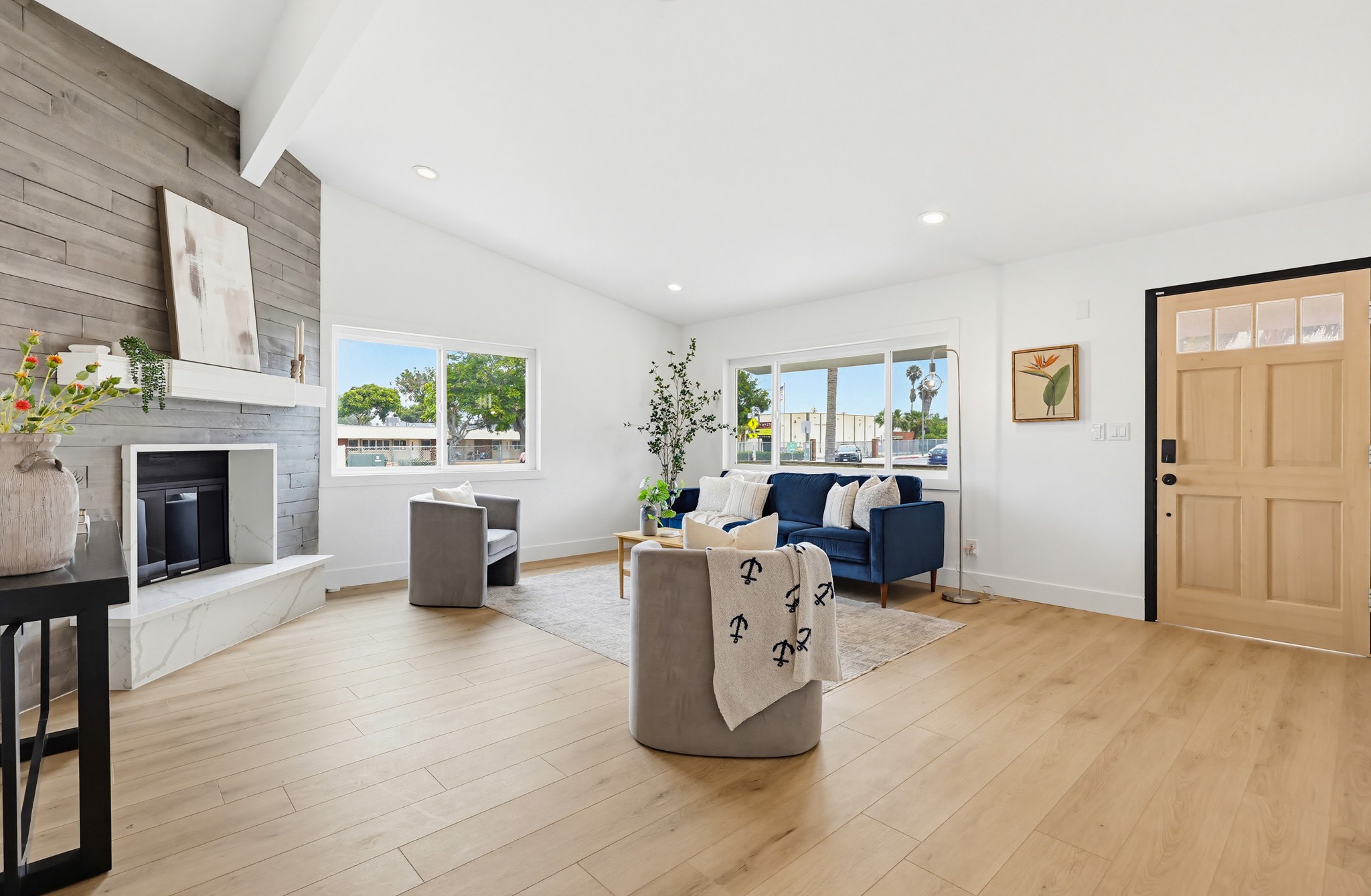 Virtual tour photo 13 of 90 for 2280 Hemlock Ave