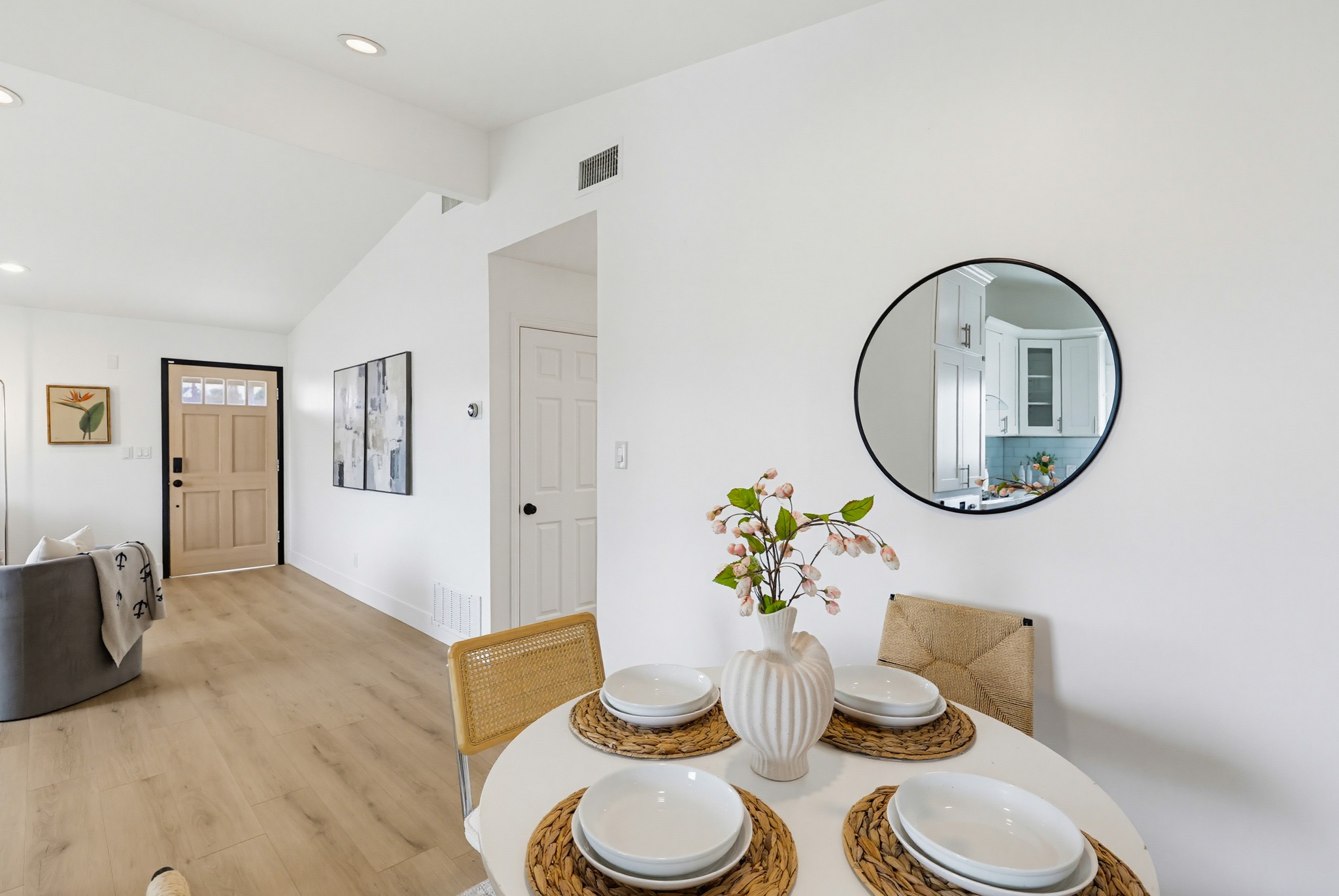 Virtual tour photo 18 of 90 for 2280 Hemlock Ave