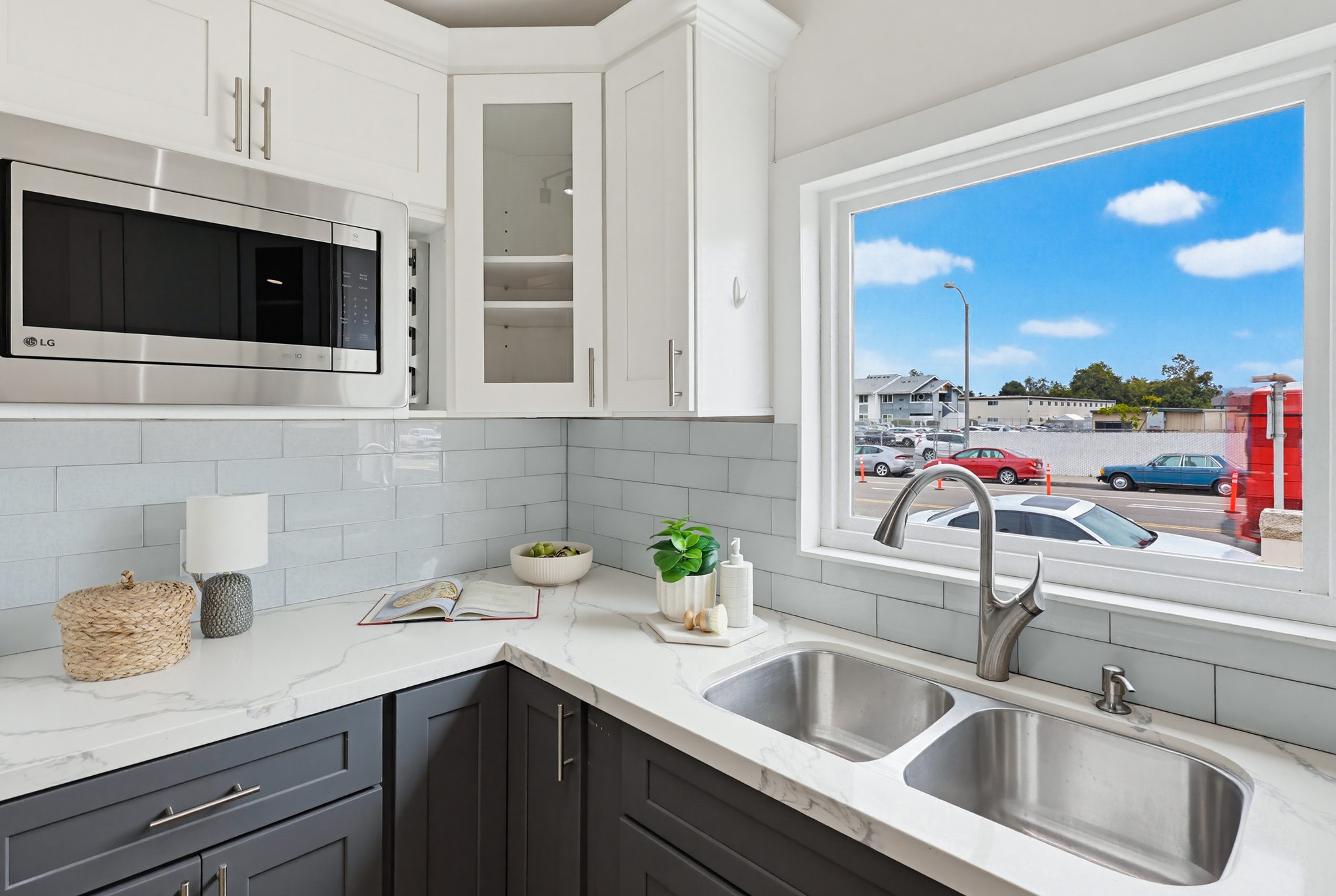 Virtual tour photo 20 of 90 for 2280 Hemlock Ave