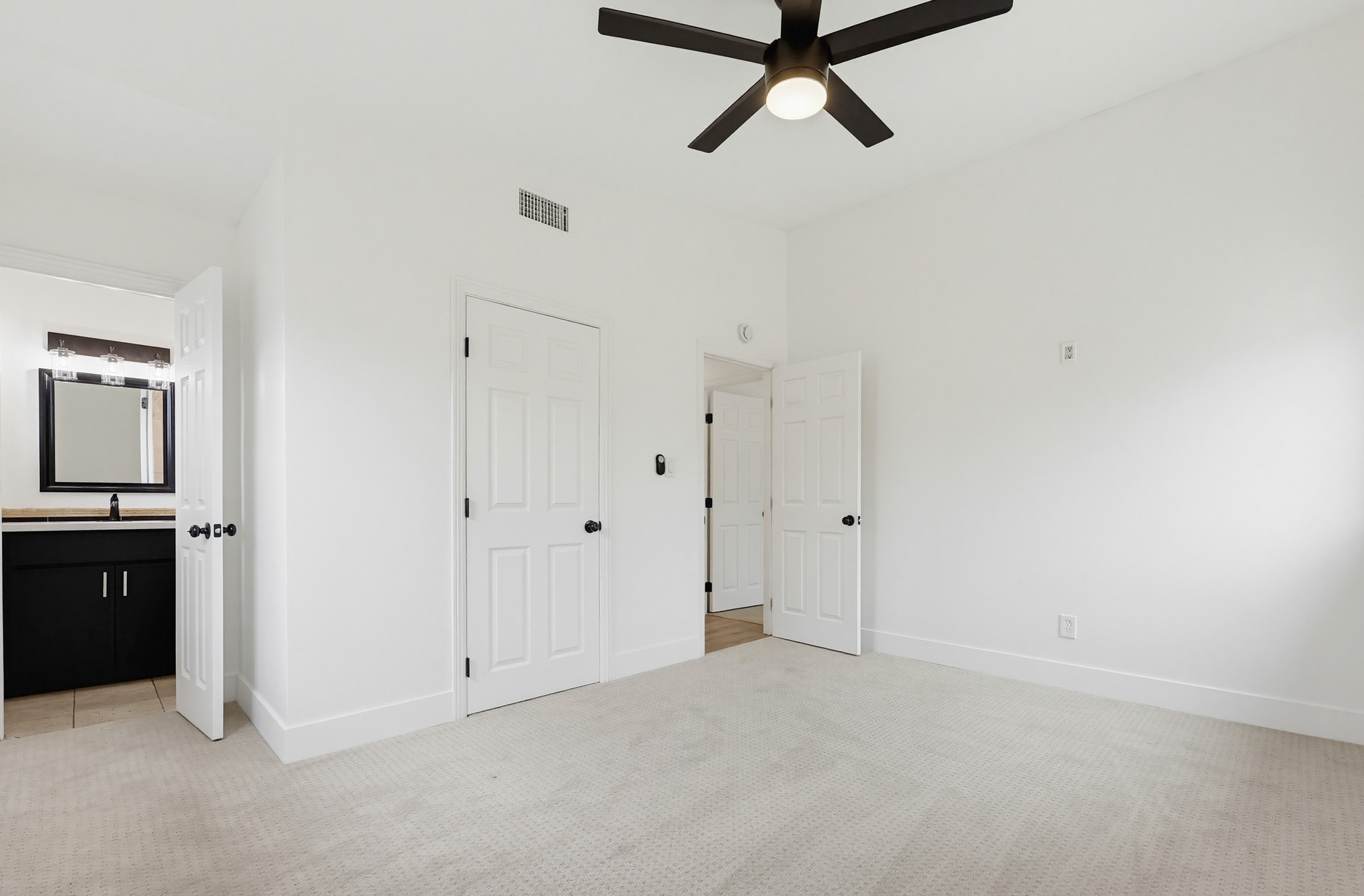 Virtual tour photo 27 of 90 for 2280 Hemlock Ave